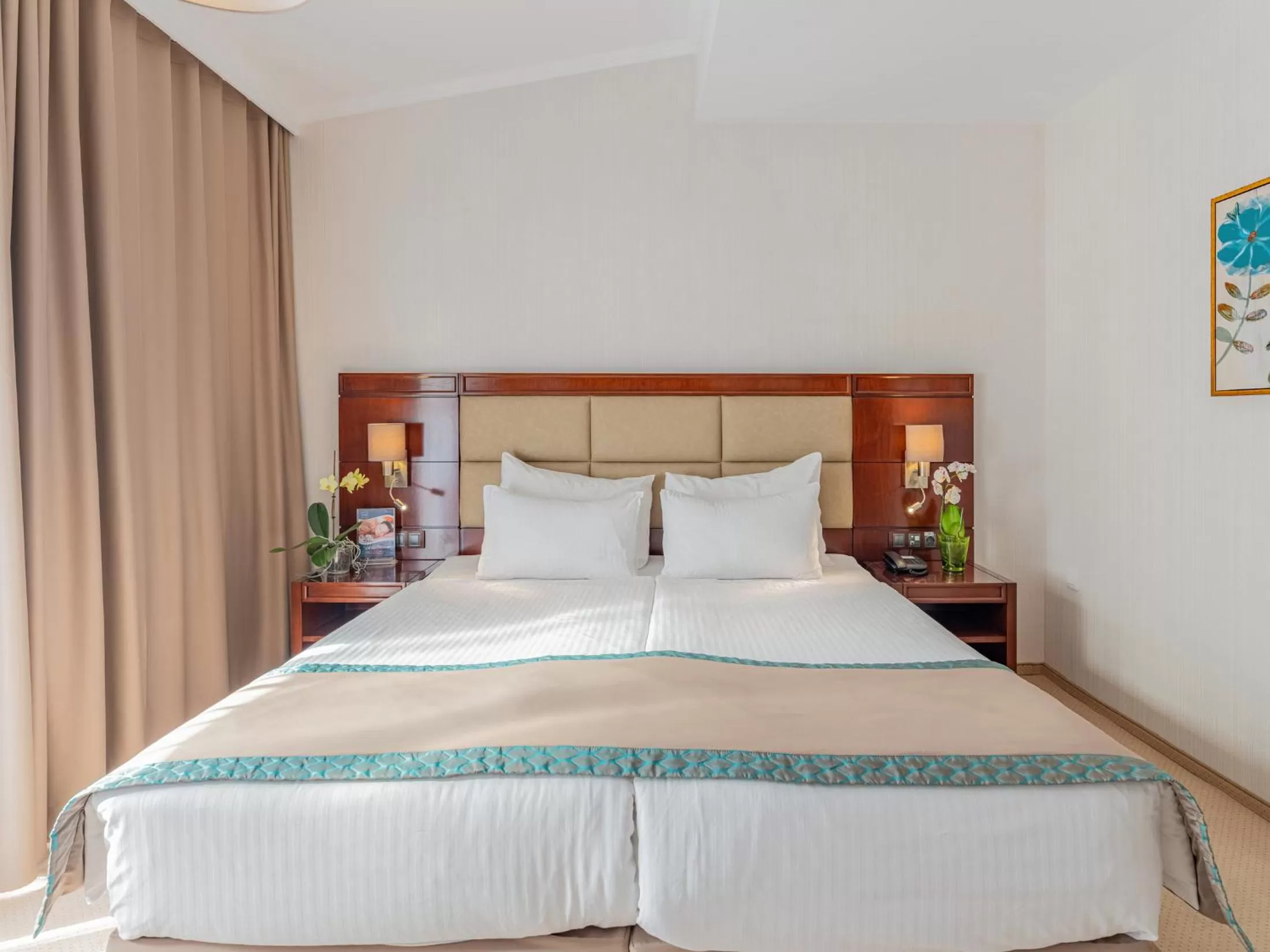 Bed in Concorde Old Bucharest Hotel