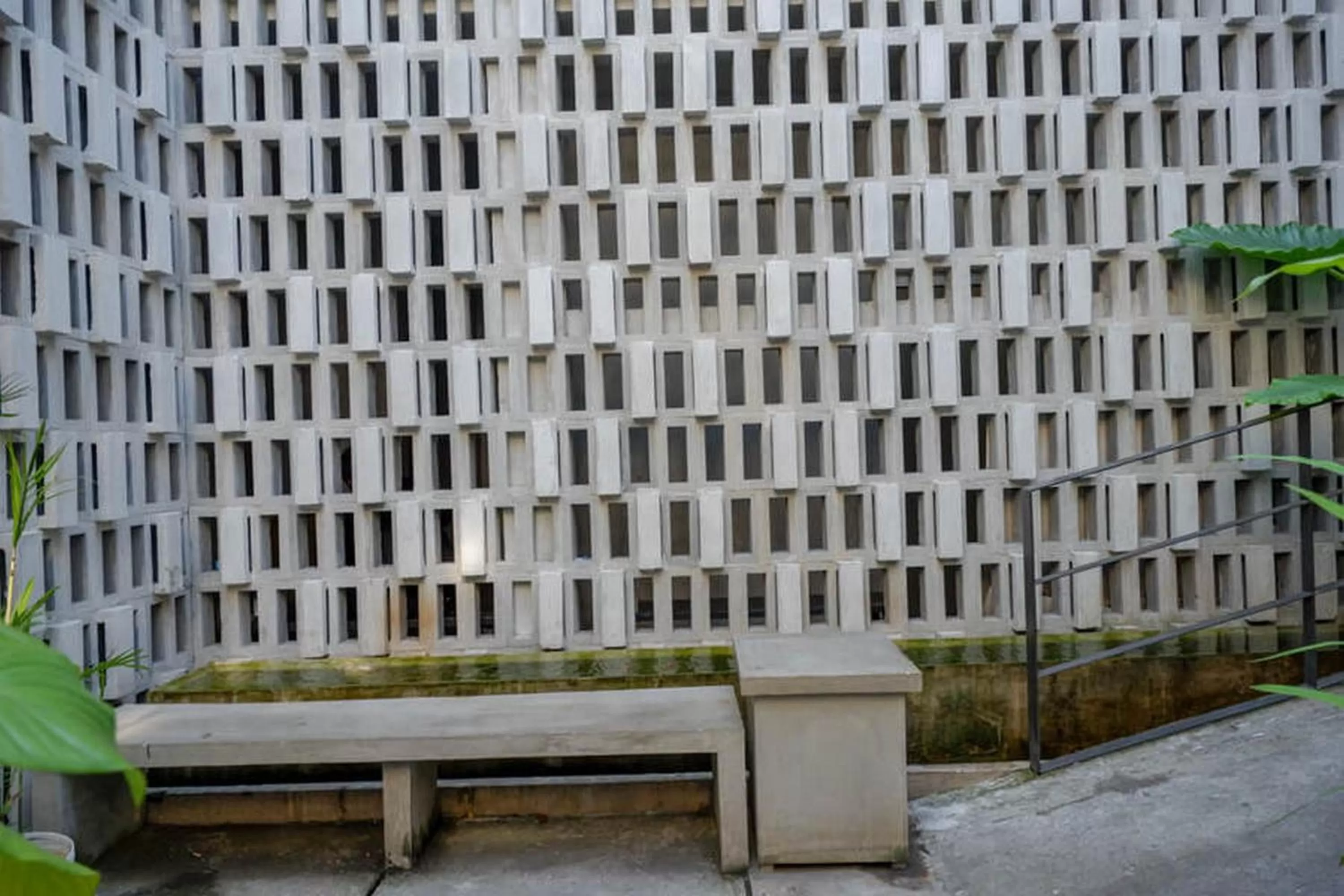 RedDoorz Plus near Kawasan Sam Poo Kong Semarang