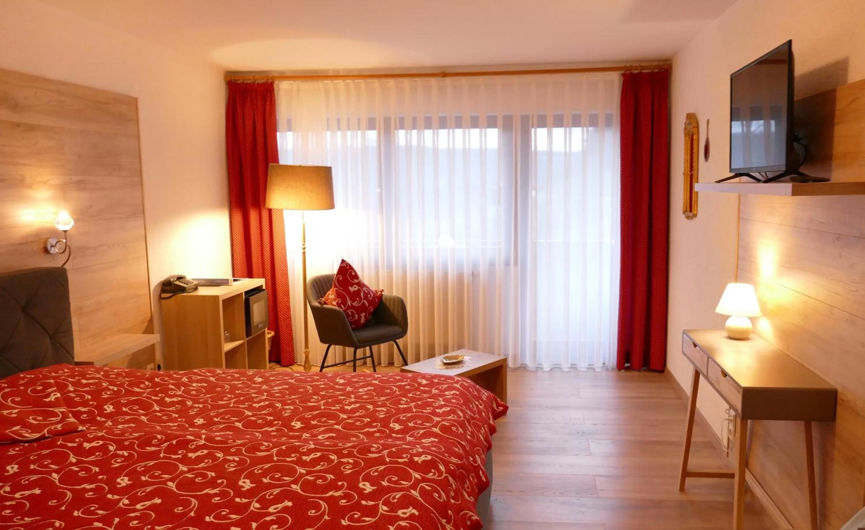 Bed in Öko-Landhotel Basler Hof