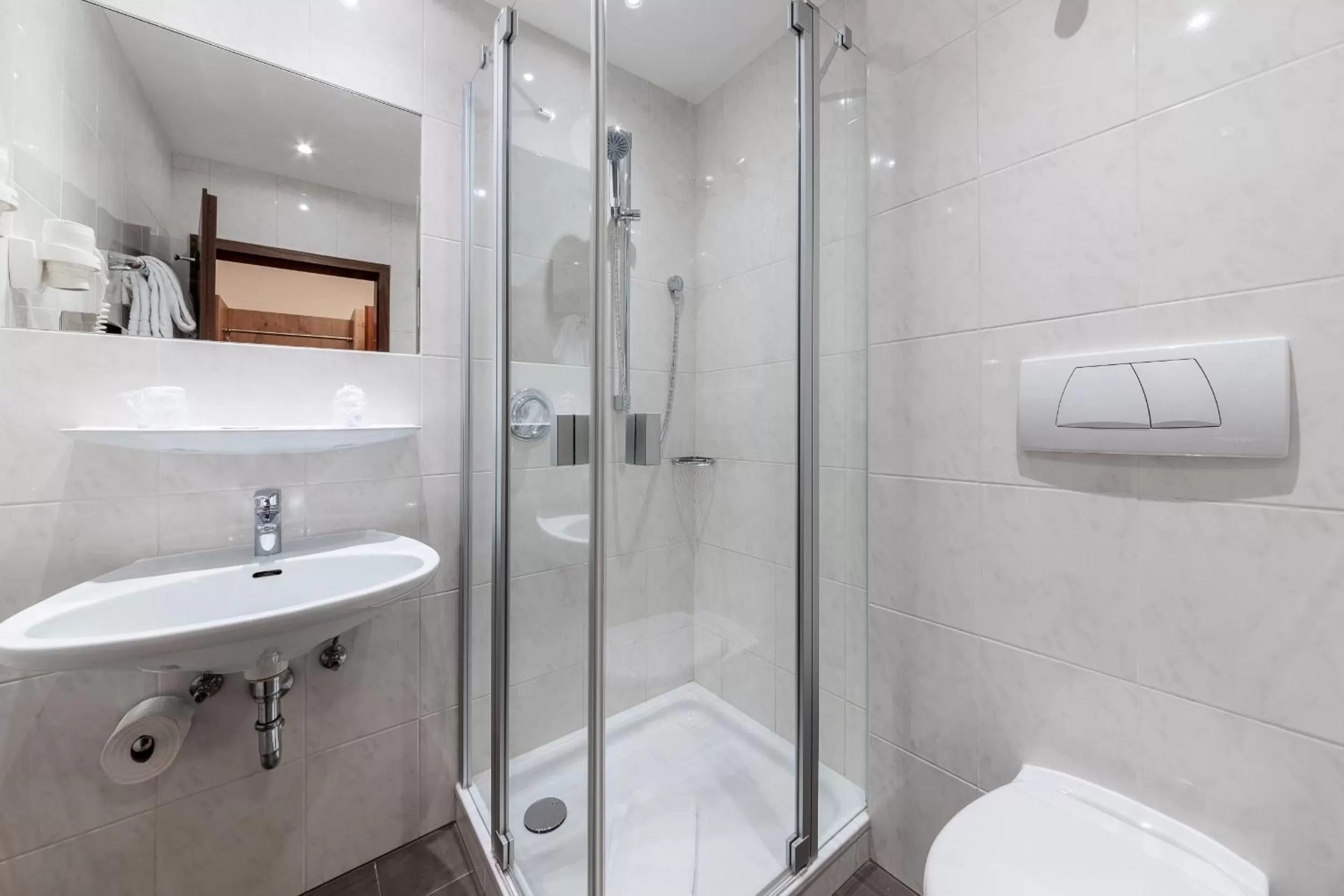 Shower in Hotel Krone