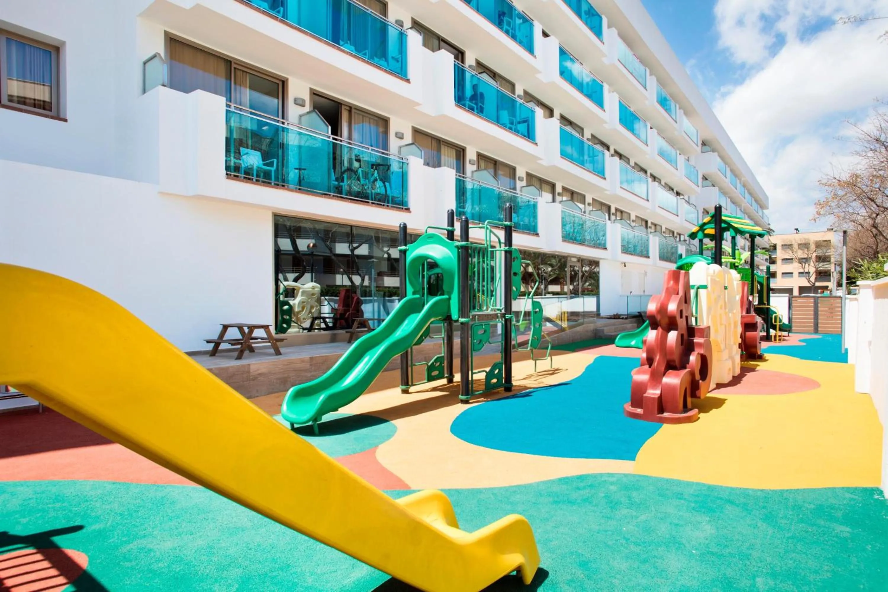 children in Hotel Best Maritim