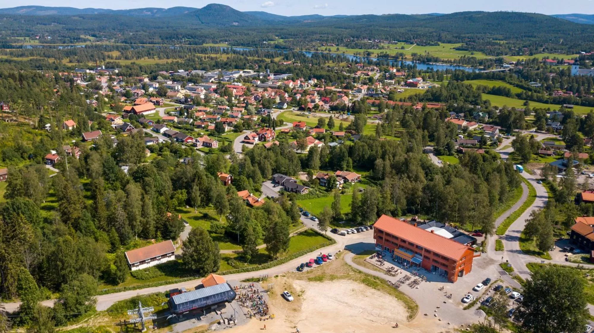 Property building in JBP Hotell