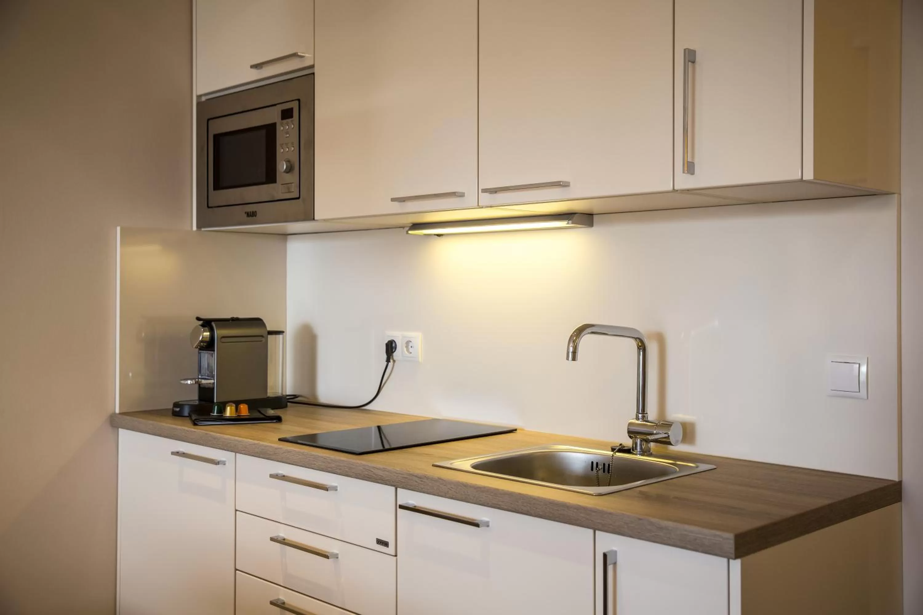 Kitchen or kitchenette in feel good Resort