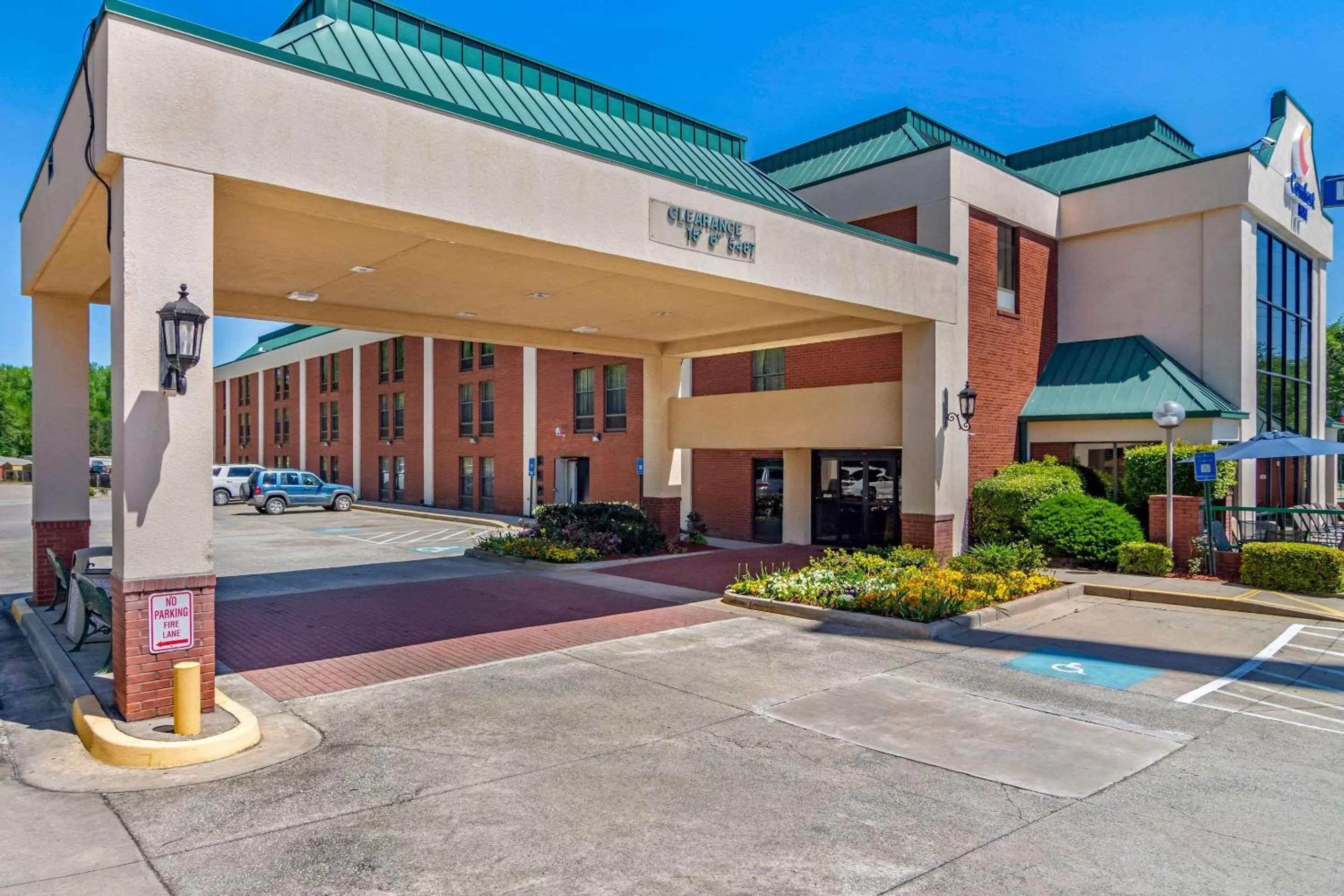 Property building in Comfort Inn Douglasville - Atlanta West