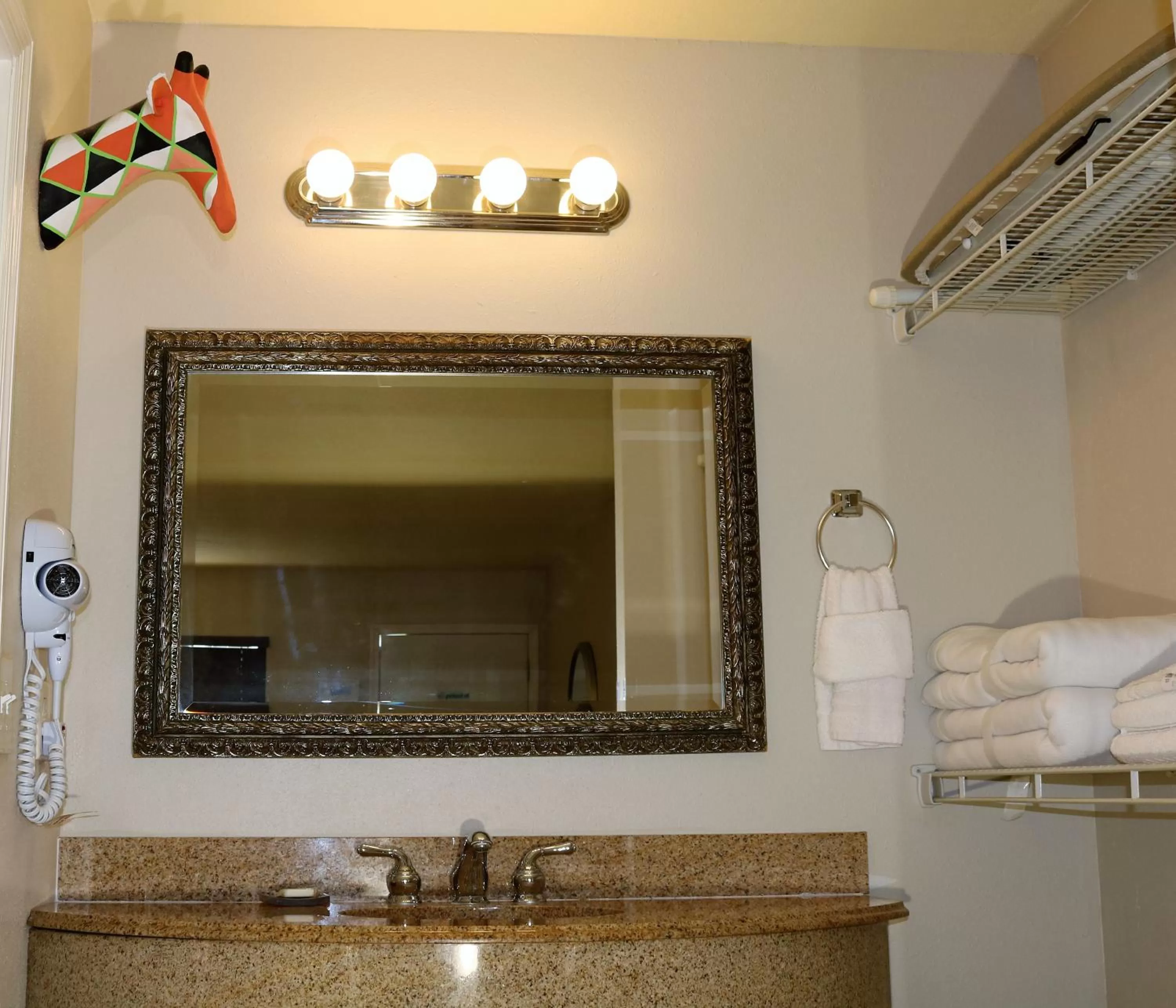 Toilet, Bathroom in Monte Carlo Inn- Near Disney