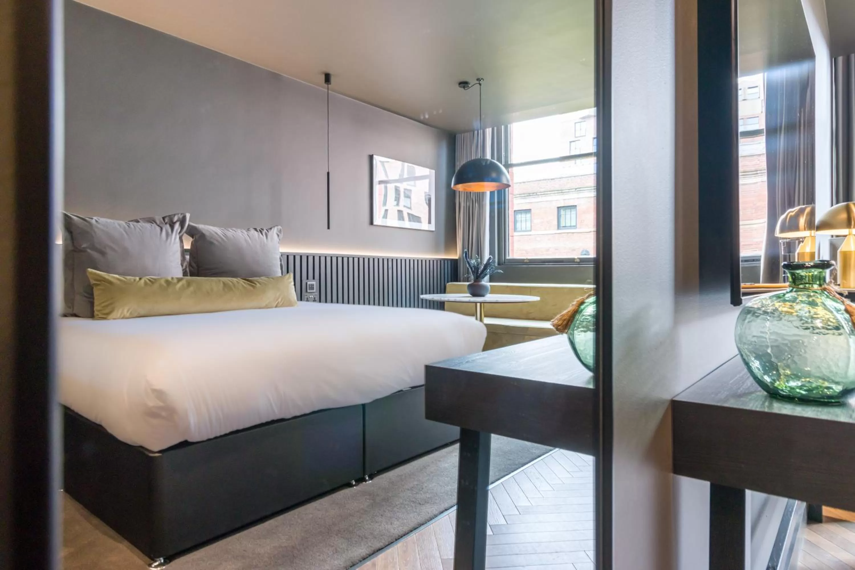 Photo of the whole room, Bed in Velvet Hotel Manchester, WorldHotels Crafted