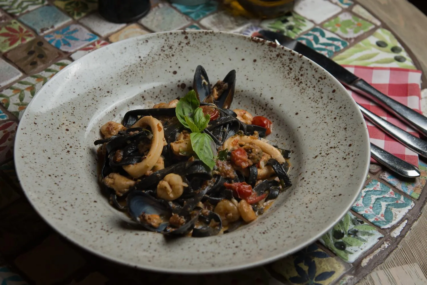 Restaurant/places to eat in Tuvana Hotel