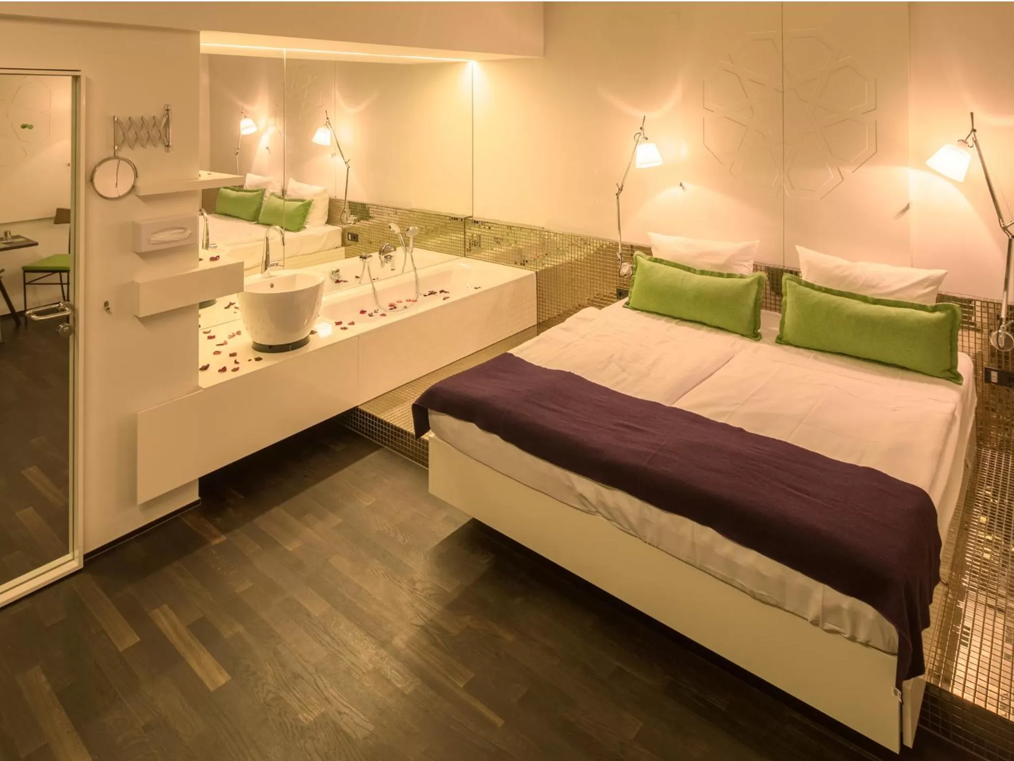 Bedroom, Bed in Nala Individuellhotel