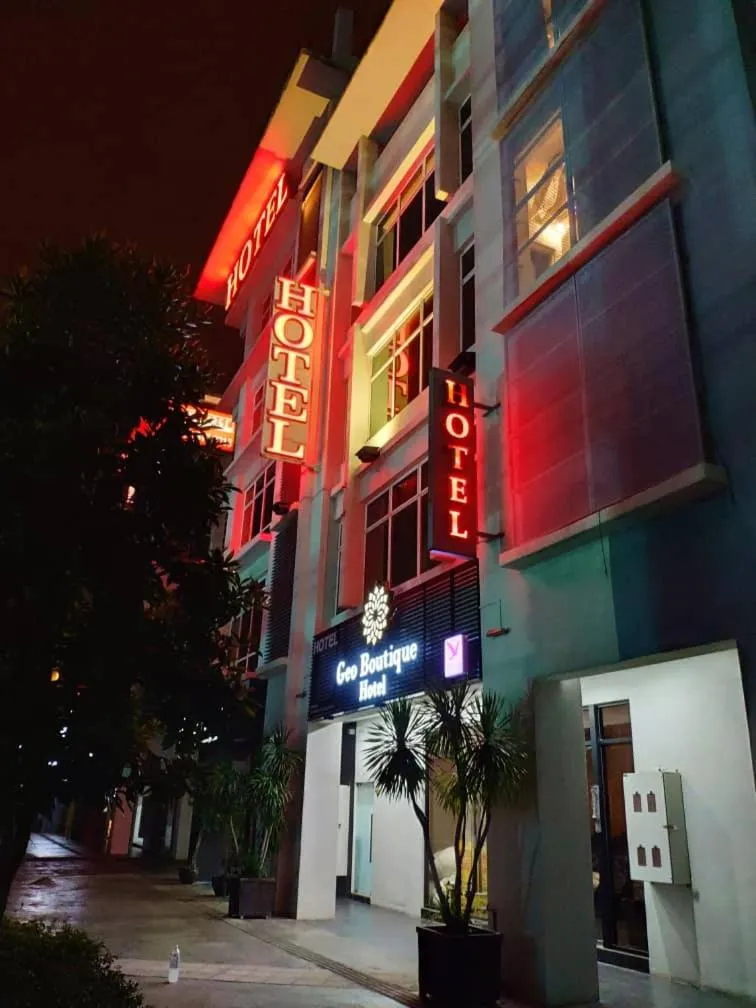 Geo Boutique Hotel - Seri Kembangan