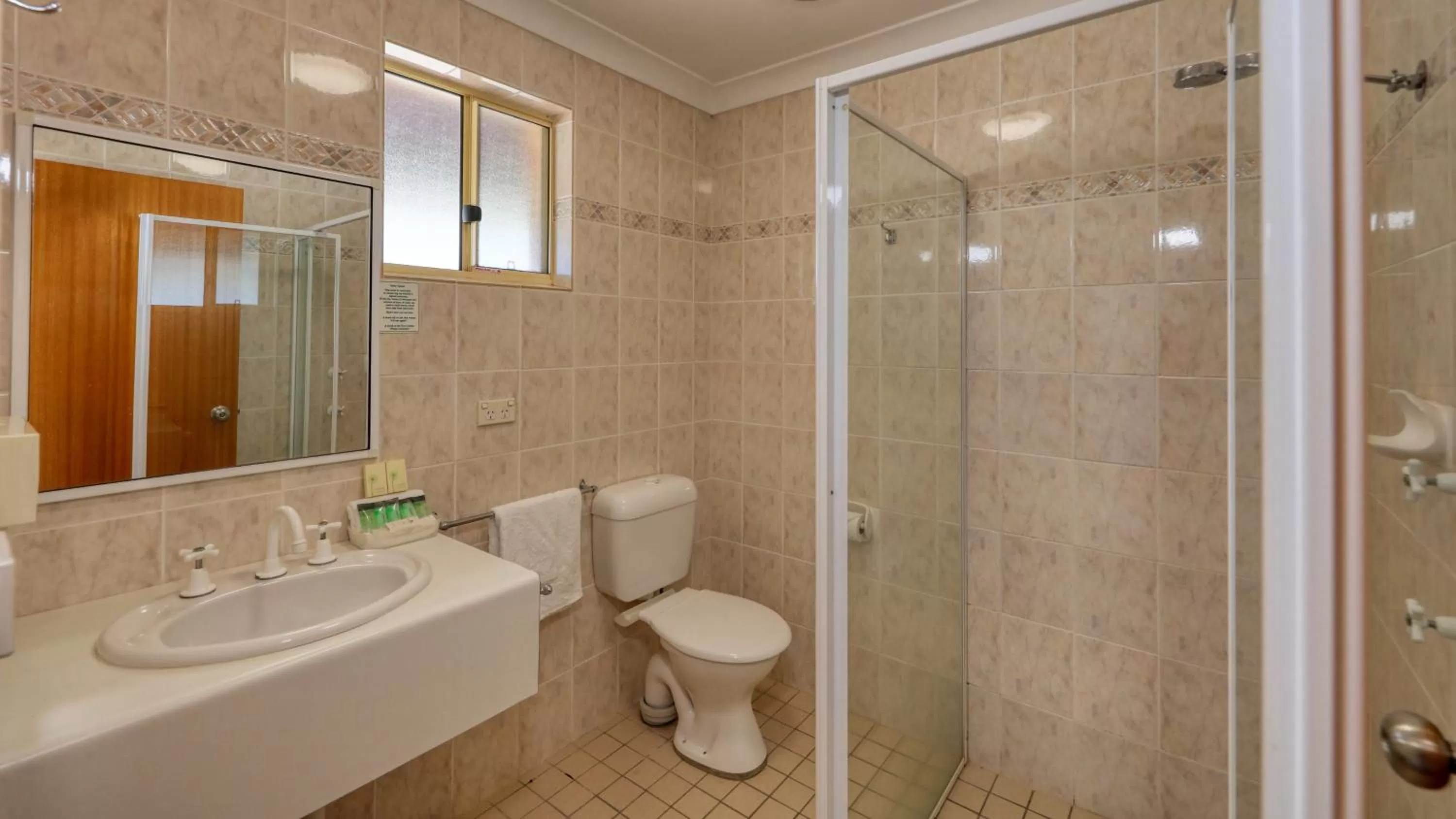 Bathroom in Canowindra Riverview Motel