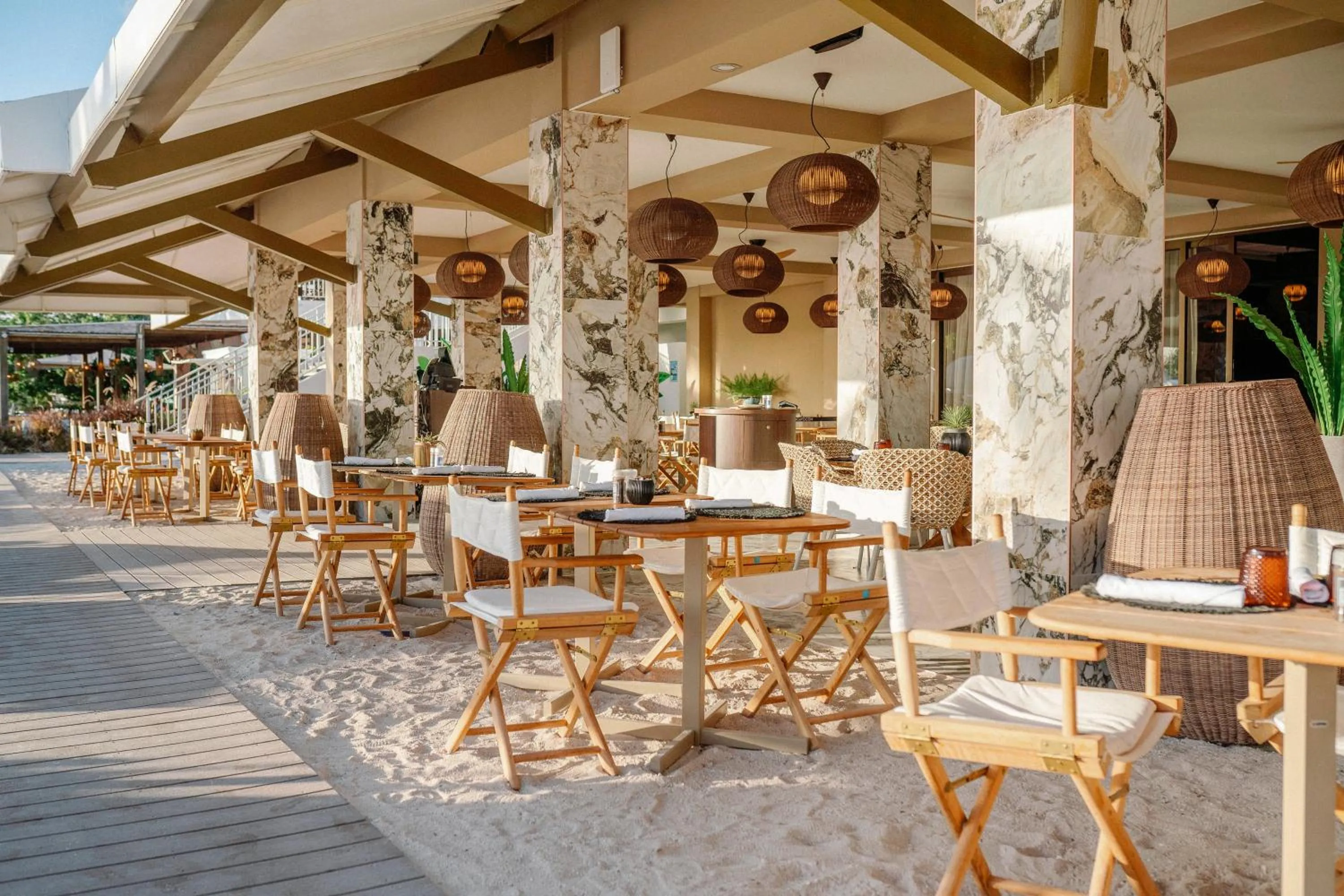 Restaurant/places to eat in Papagayo Beach Resort
