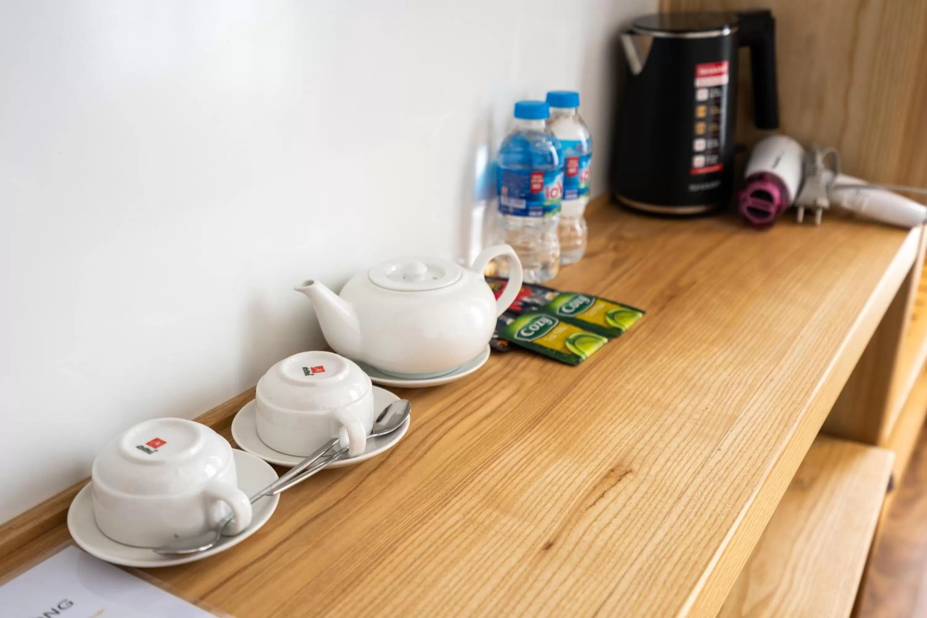 Coffee/tea facilities in Haven Hut Hotel