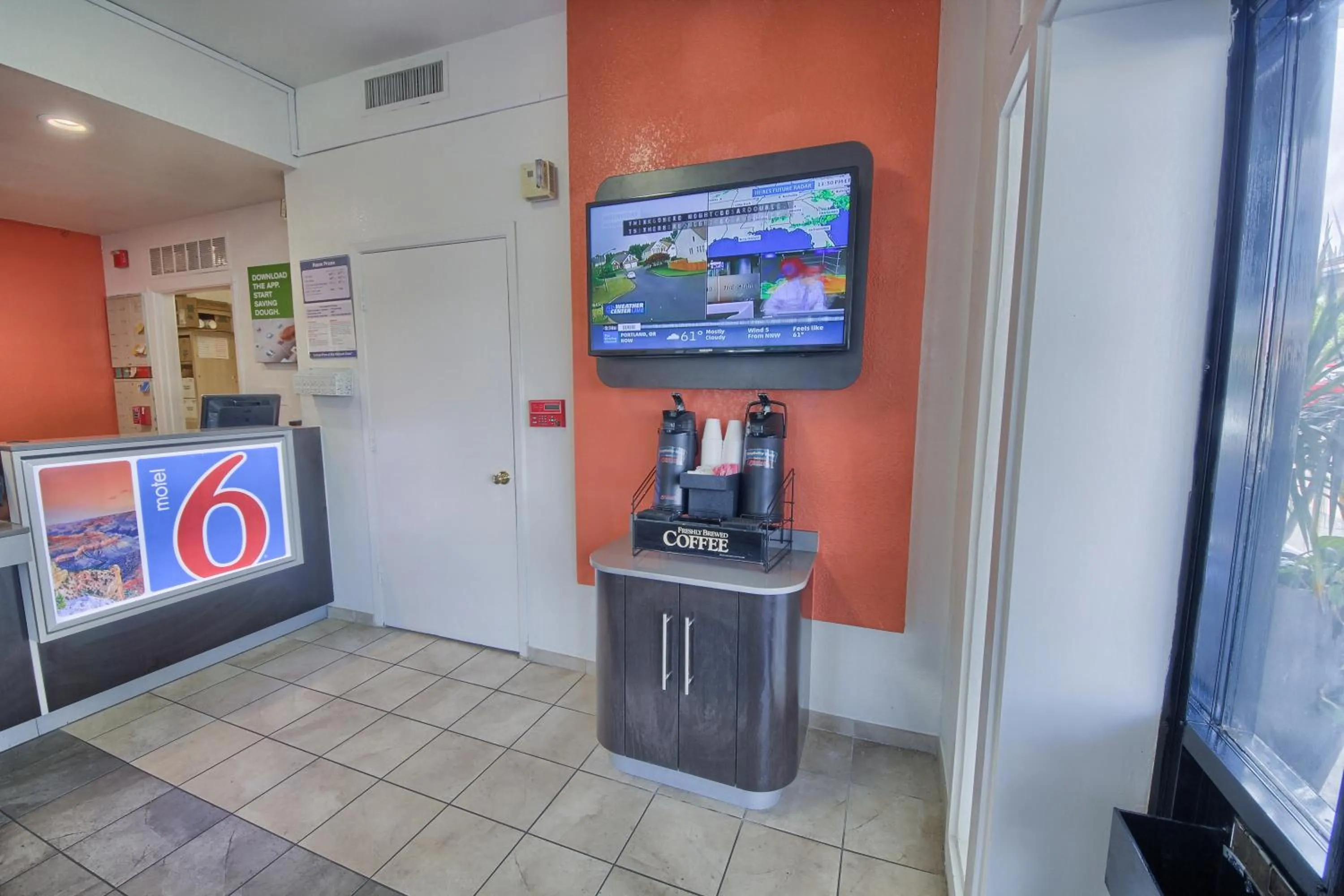 Lobby or reception in Motel 6-San Antonio, TX - Northwest Medical Center