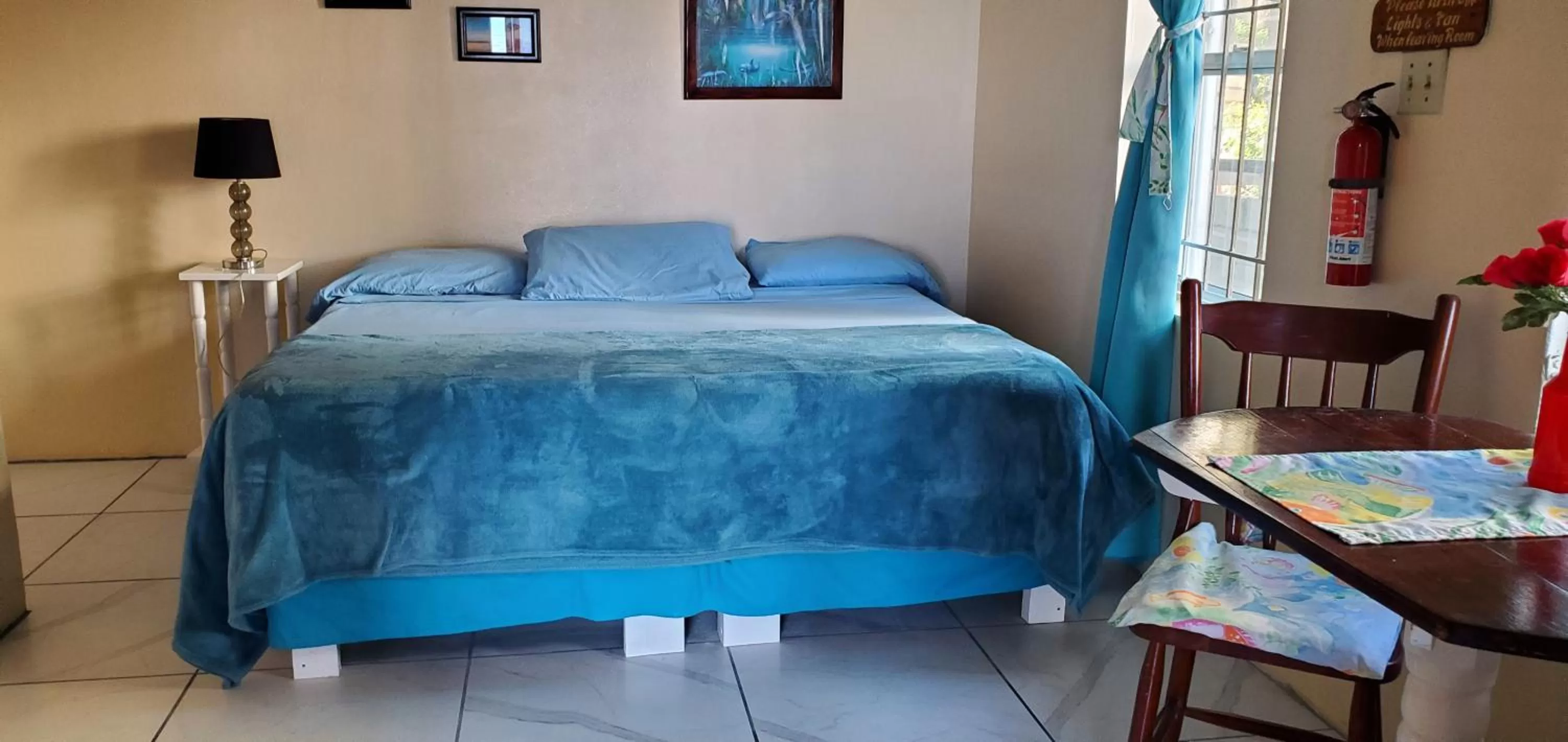 Bedroom, Bed in Barefoot Beach Belize