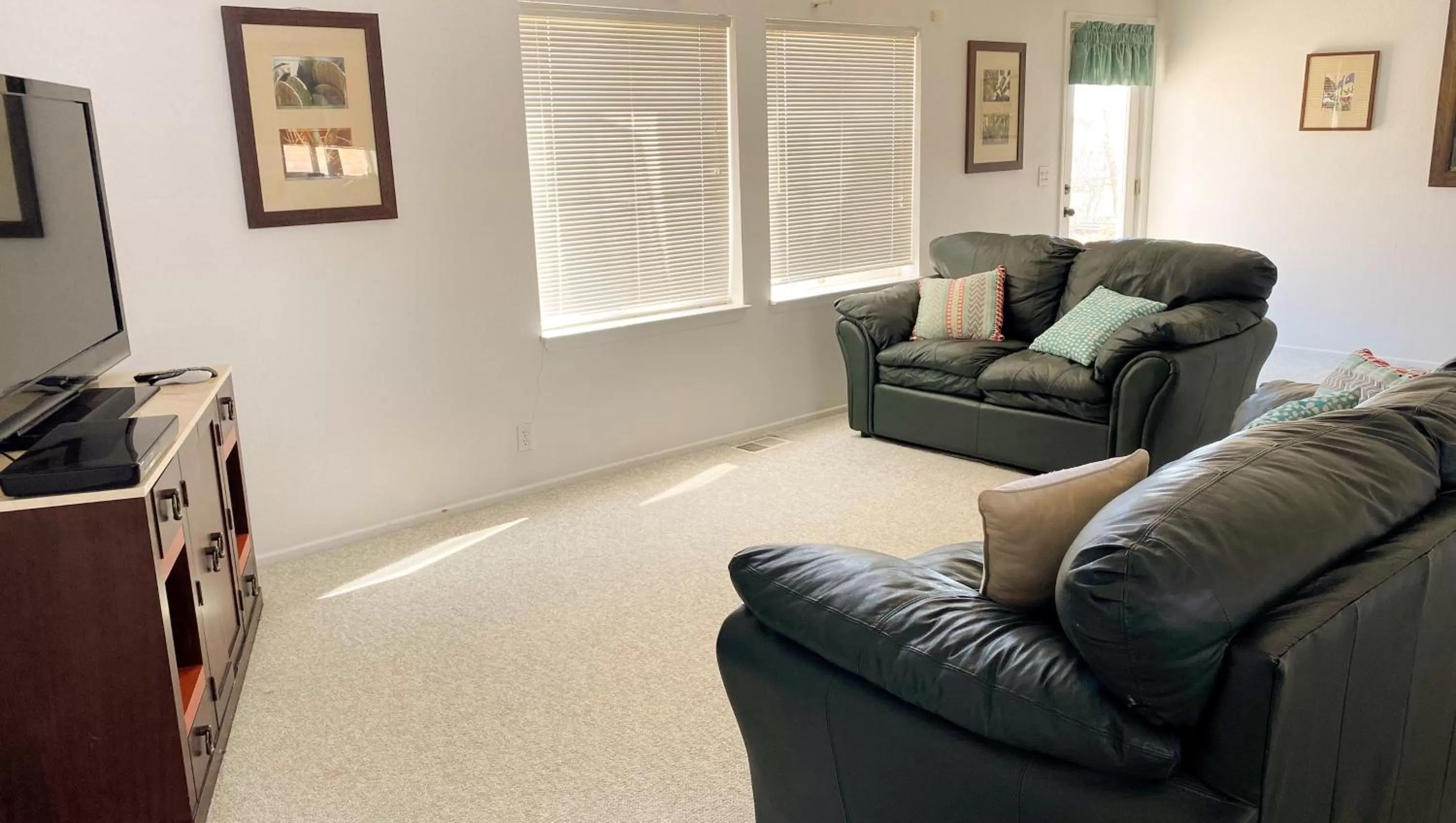 Living room in Ticaboo Lodge
