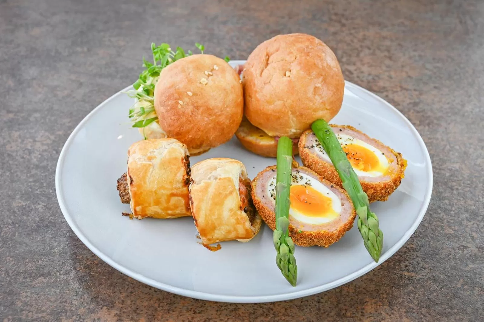 Food in Portbyhan Hotel