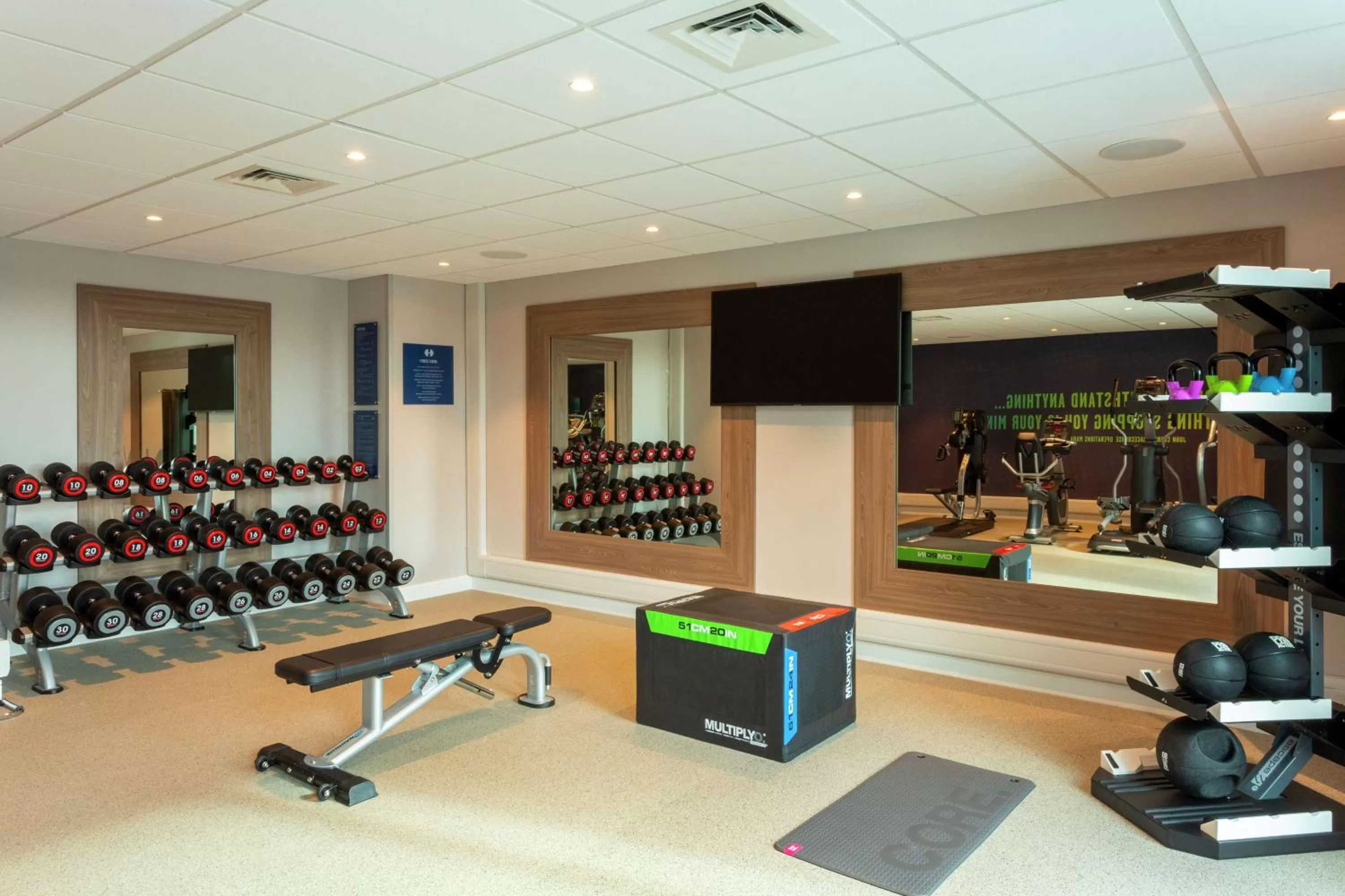 Fitness centre/facilities in Hampton By Hilton Hamilton Park