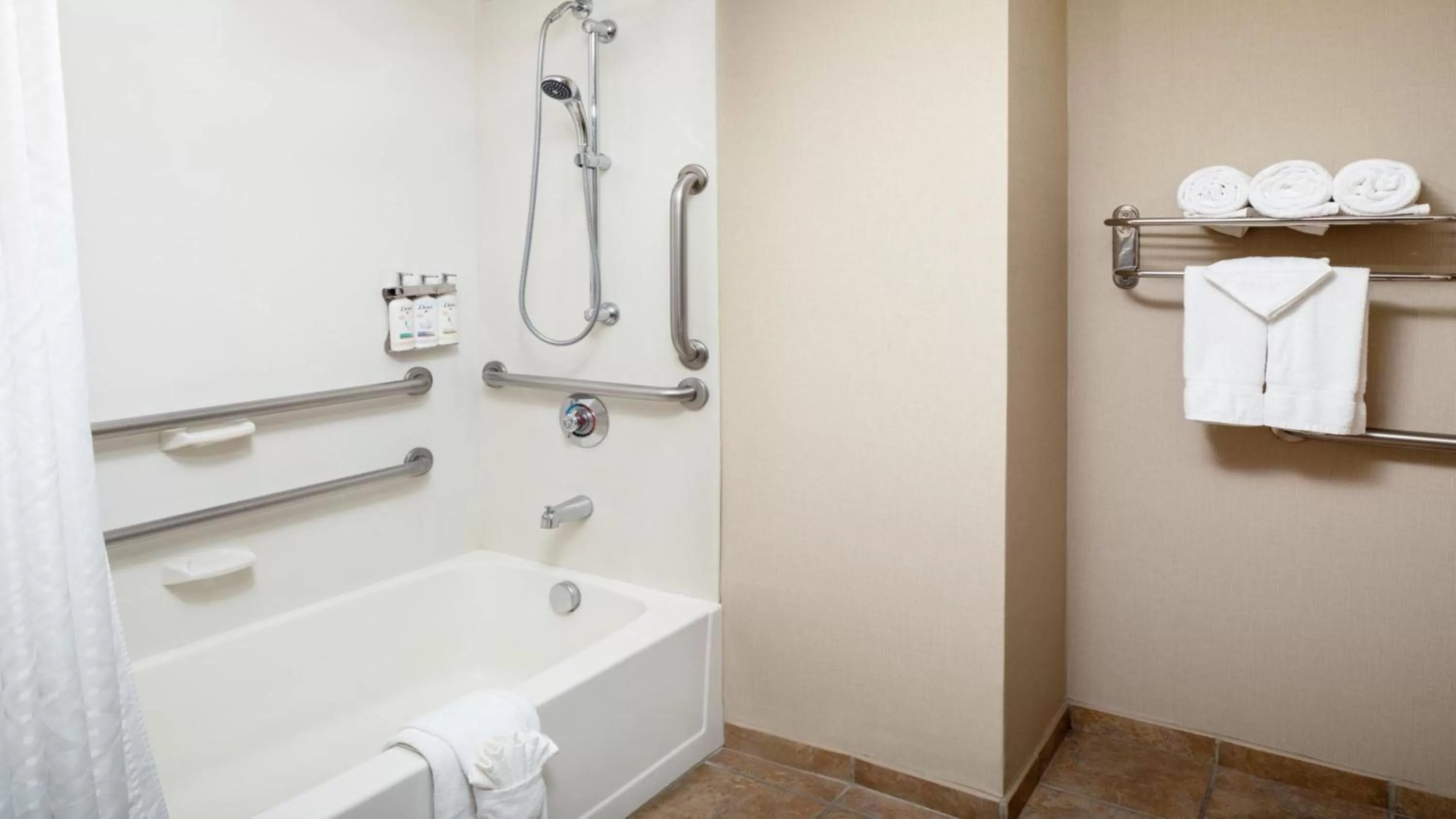 Bathroom in Holiday Inn Phoenix/Chandler by IHG