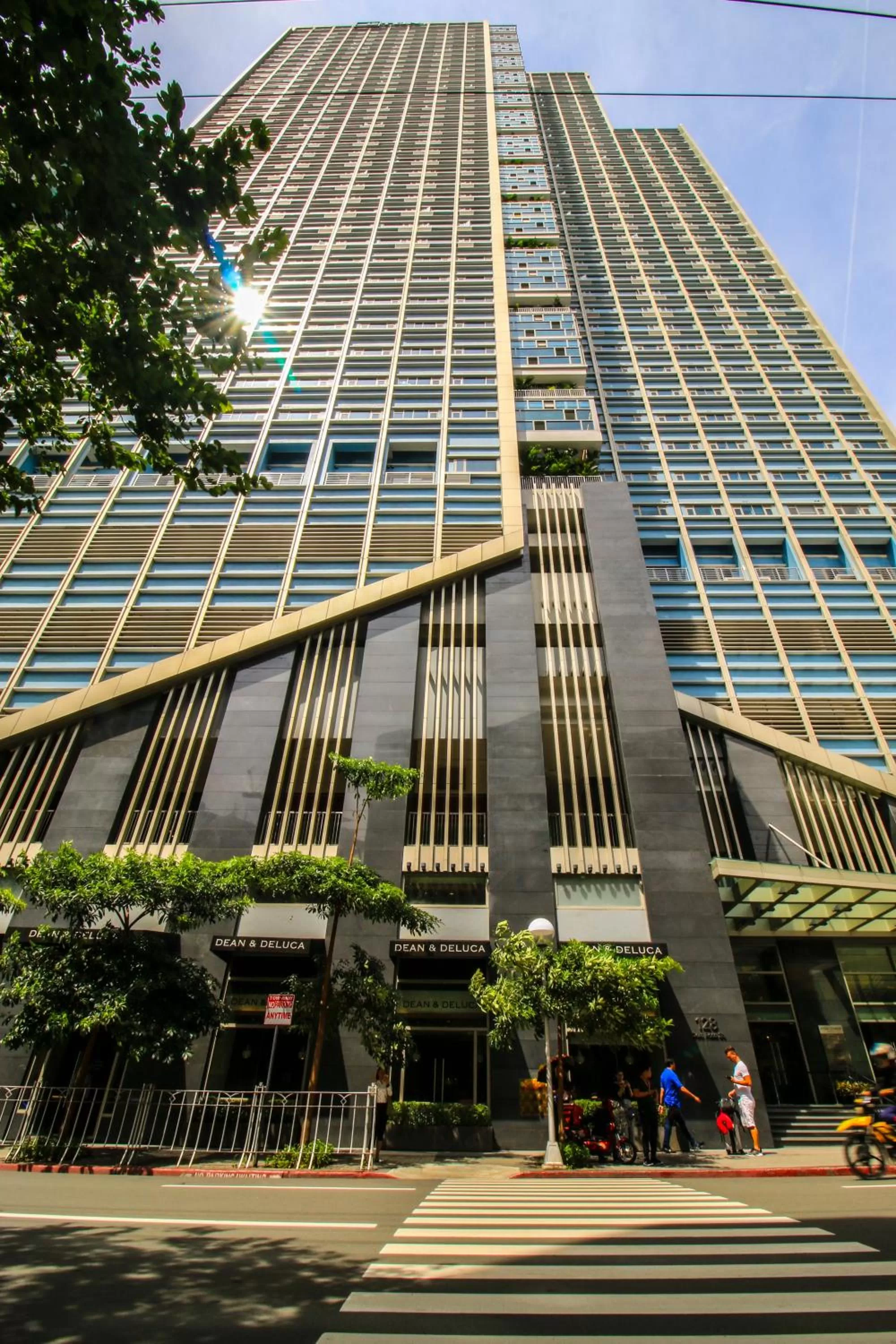 Property building in The Mini Suites Eton Tower Makati