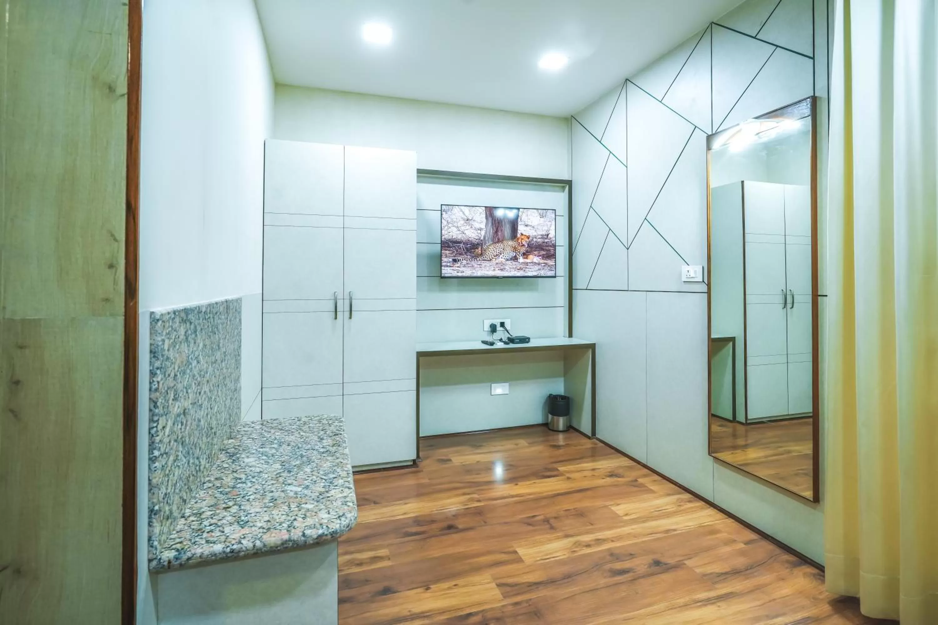 TV and multimedia in Hotel Cama