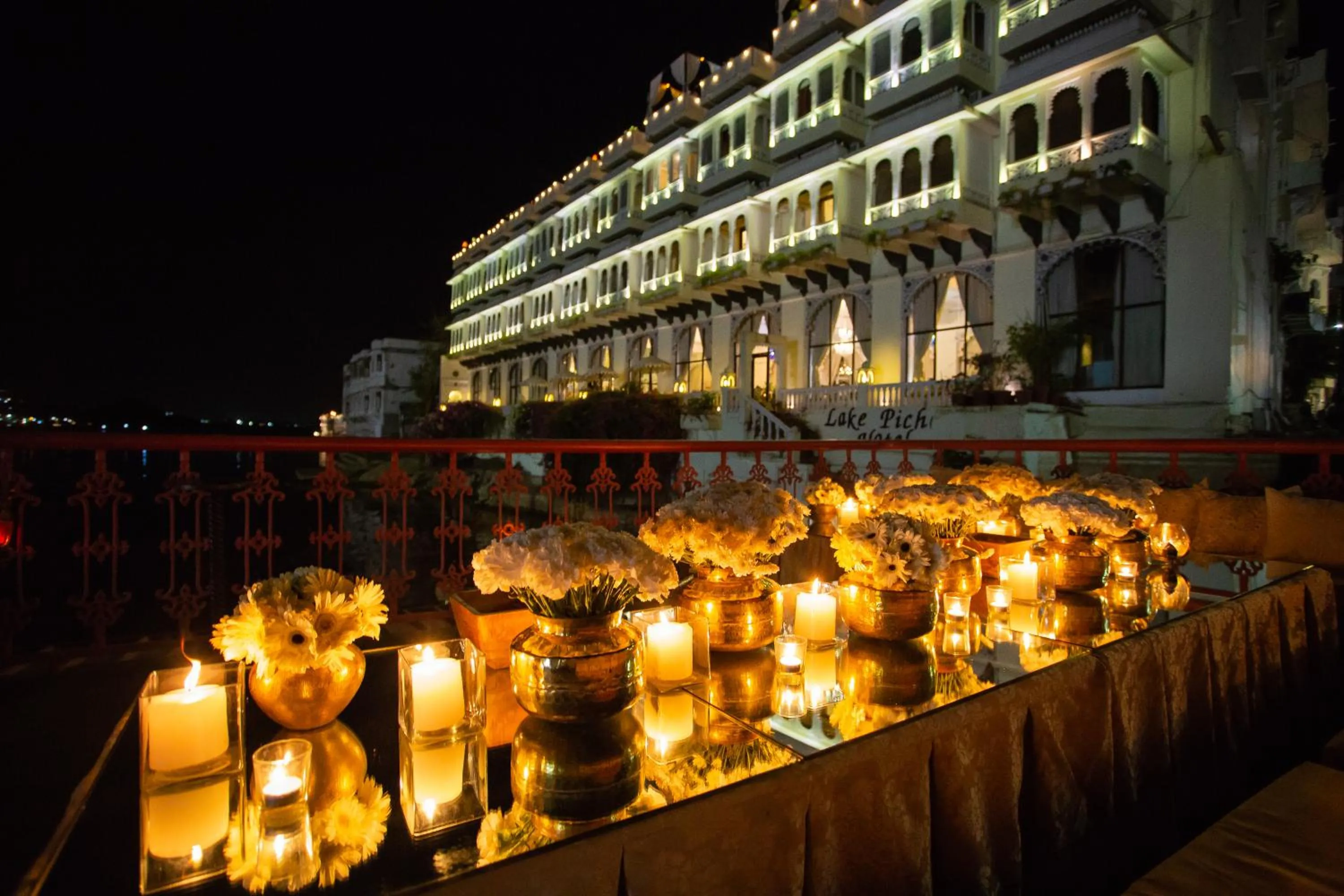 Night in Hotel Udai Kothi