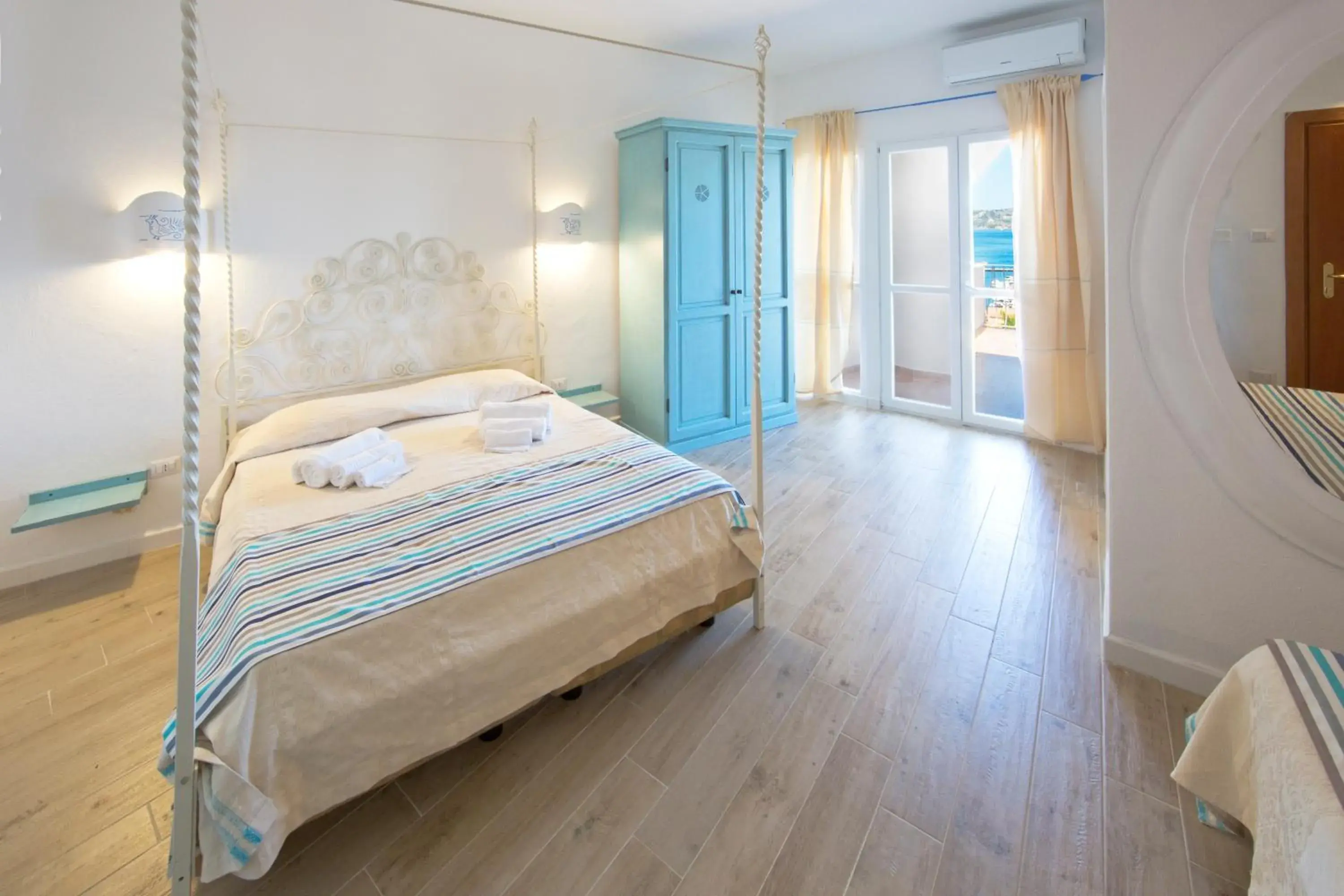 Family Room with Sea View in Grand Hotel Palau Family Room with Sea View in Grand Hotel Palau