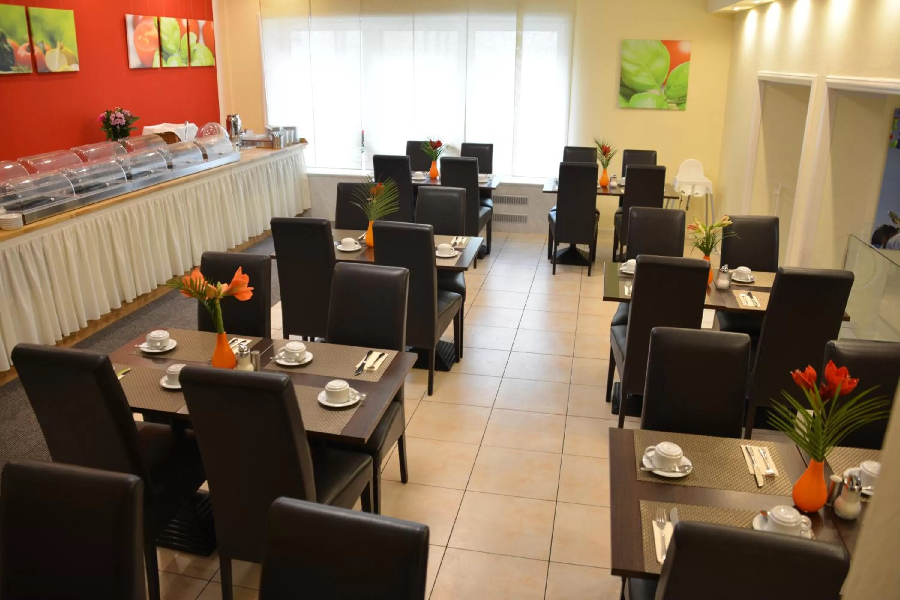 Buffet breakfast in Hotel Italia