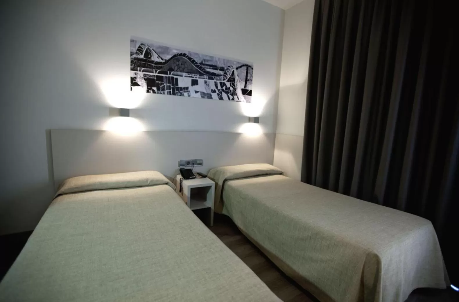 Double or Twin Room with Extra Bed in Hotel Ciutat De Sant Adria