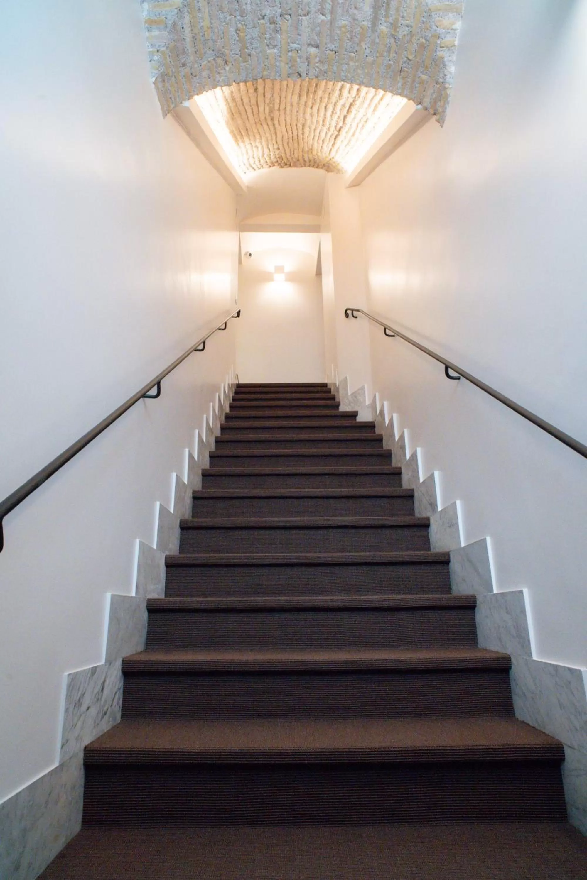 Facade/entrance in Kame Hall