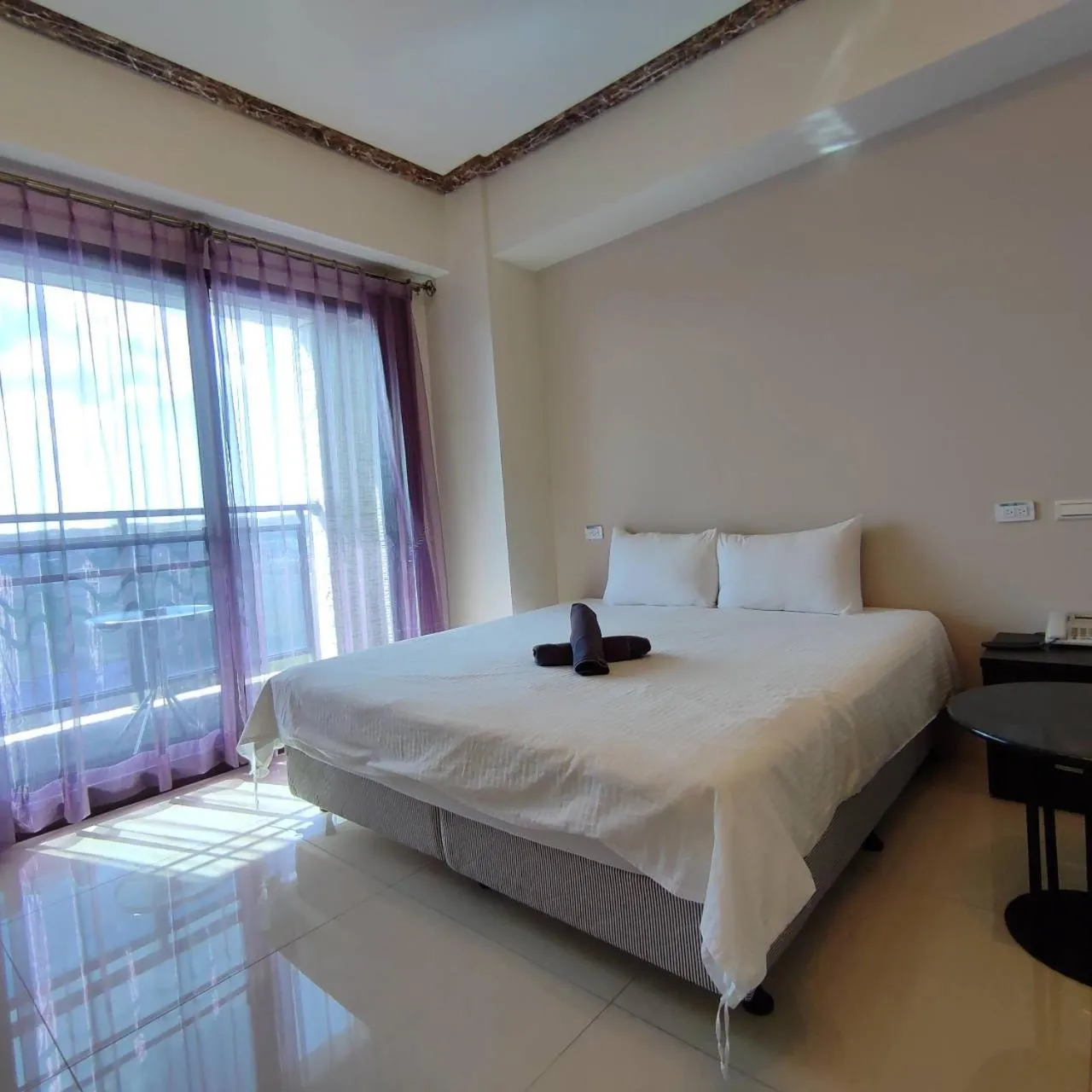 Bed in 墾丁秋莊會館 附限量停車位 不保證有位置 無法事先預留 背包房無車位 預訂後記得加Line聯繫