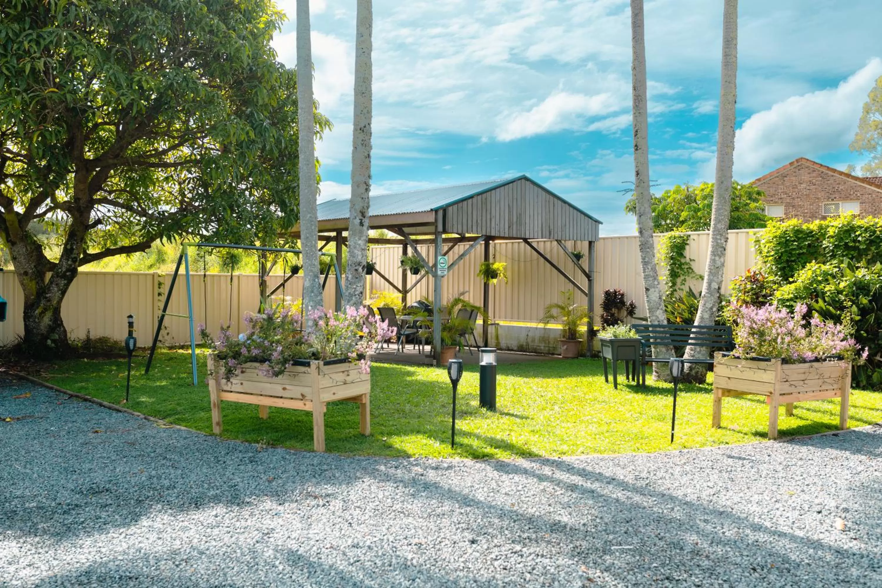 Kennedy Drive Boutique Motel - Close To City Centre & Airport