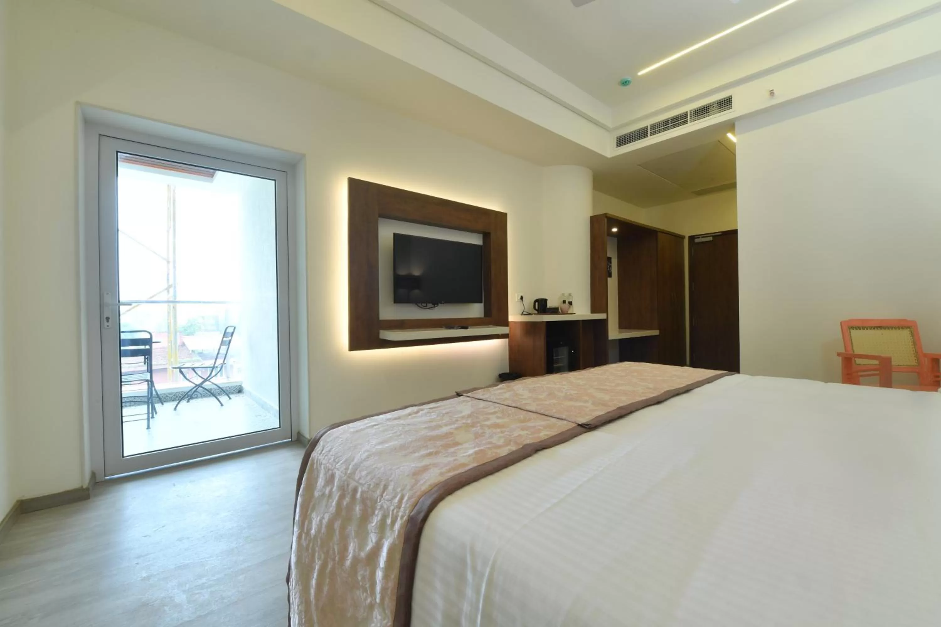 Bedroom, Bed in The Avatar Hotel & Convention