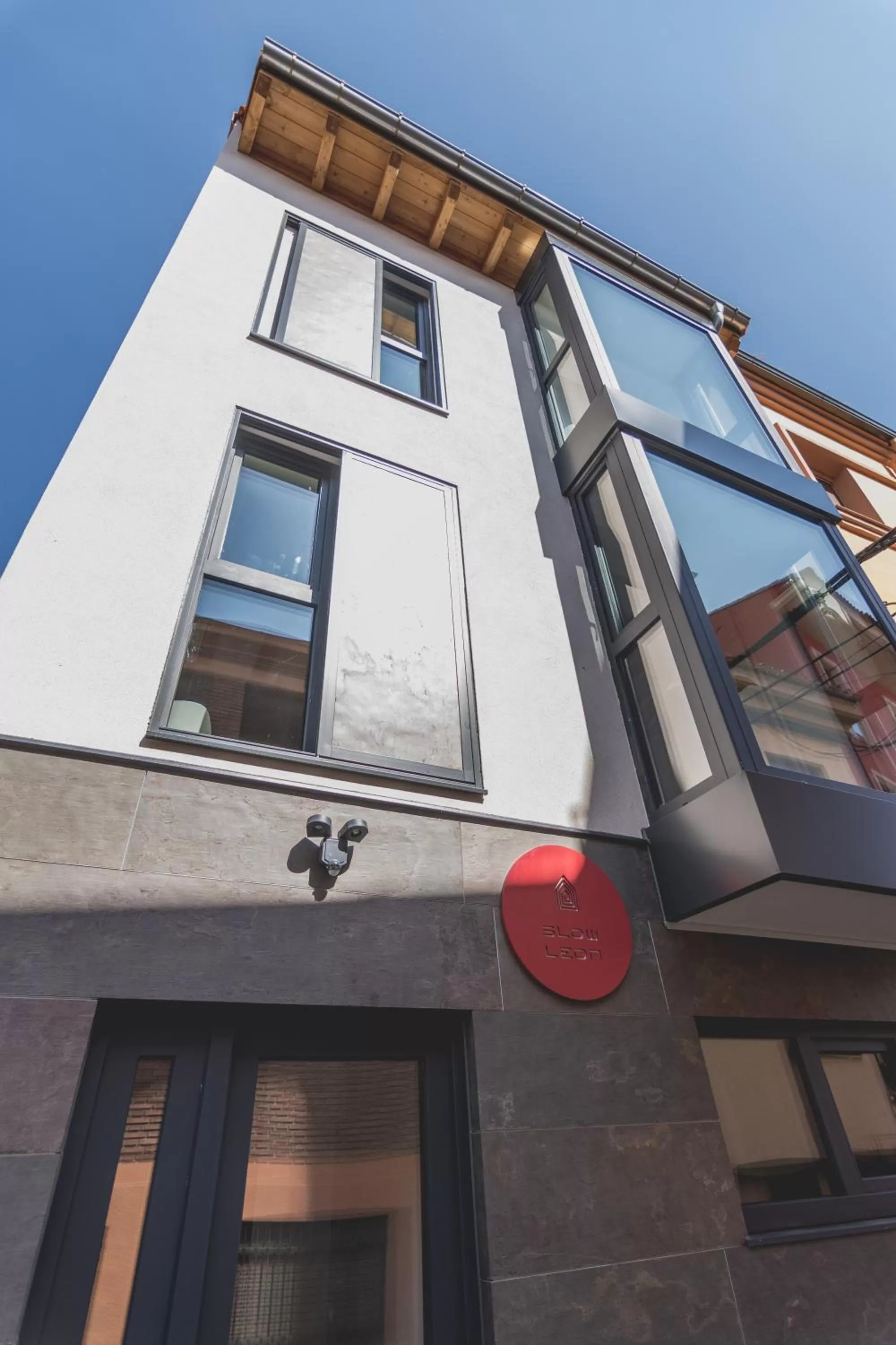 Property building in Slow León Apartamentos Turísticos