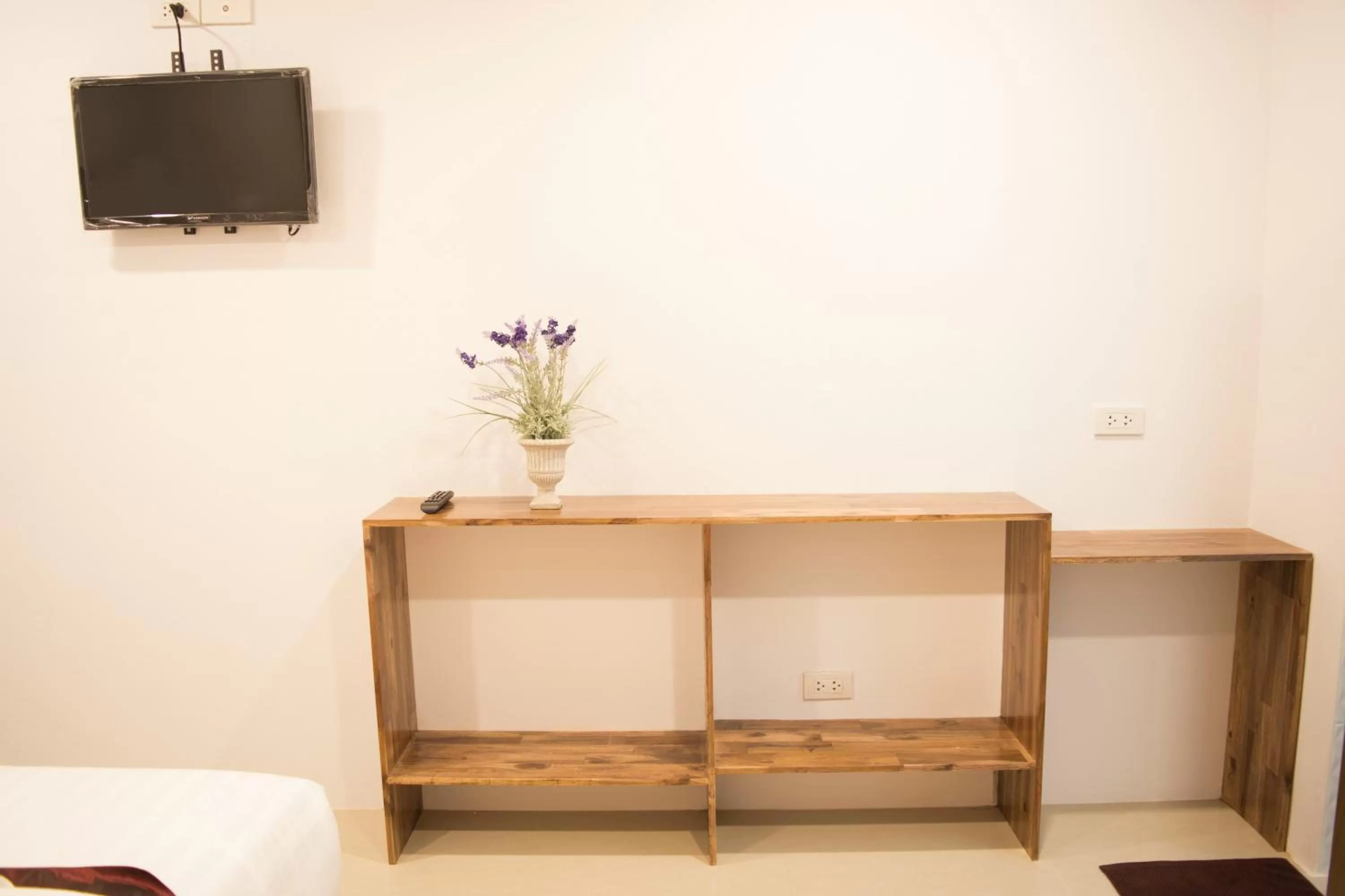 TV and multimedia in Chiang Mai Heritage House