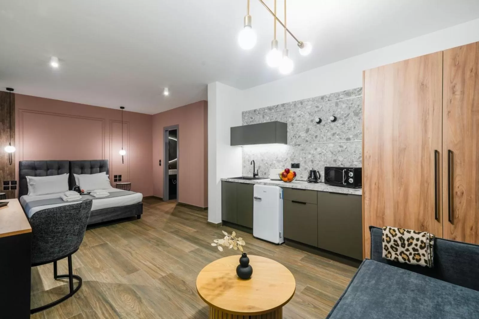 Kitchen or kitchenette, Kitchen/Kitchenette in CASA DIVINUS SUITES