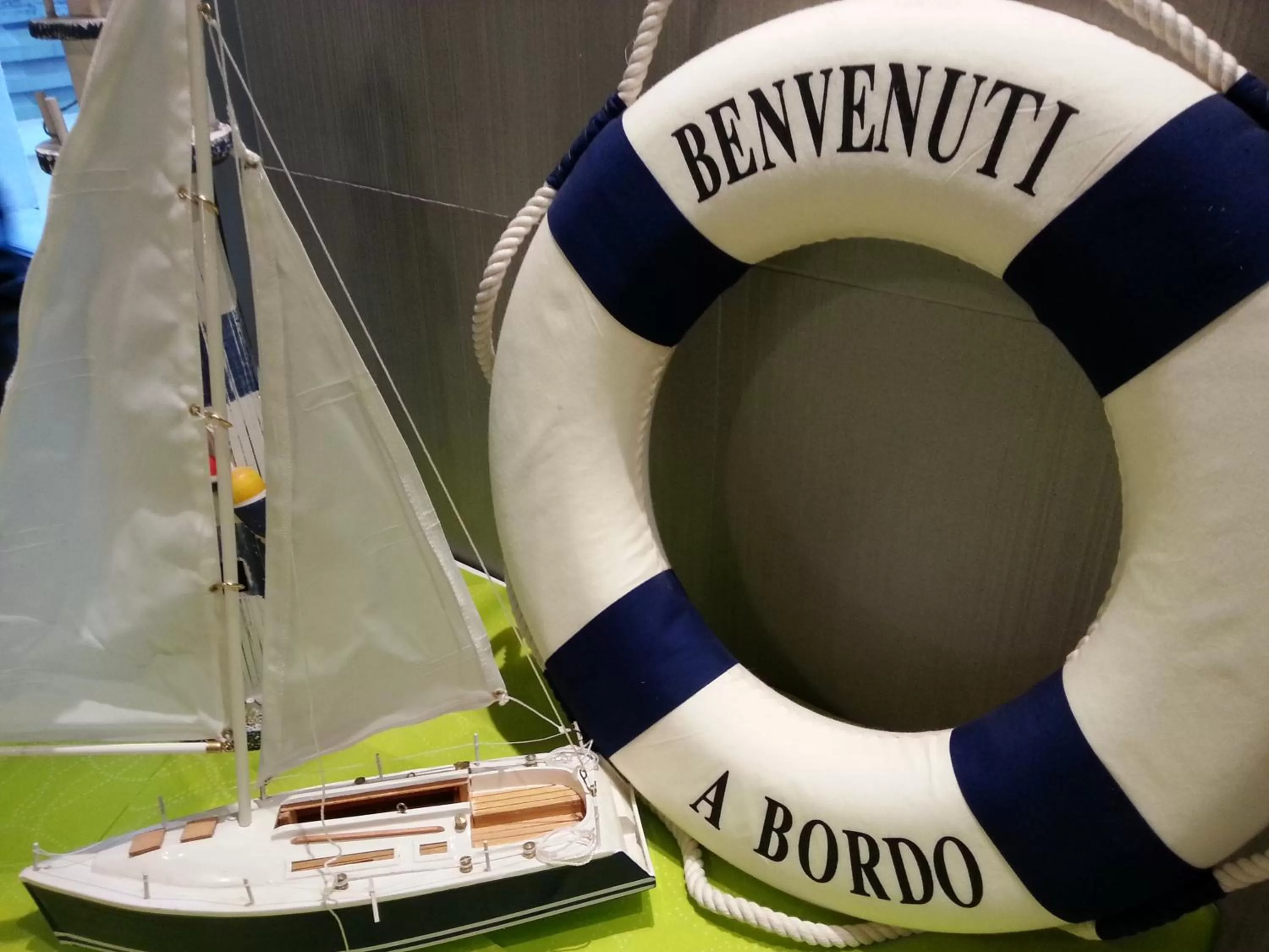 Food and drinks in AmbientHotels Panoramic