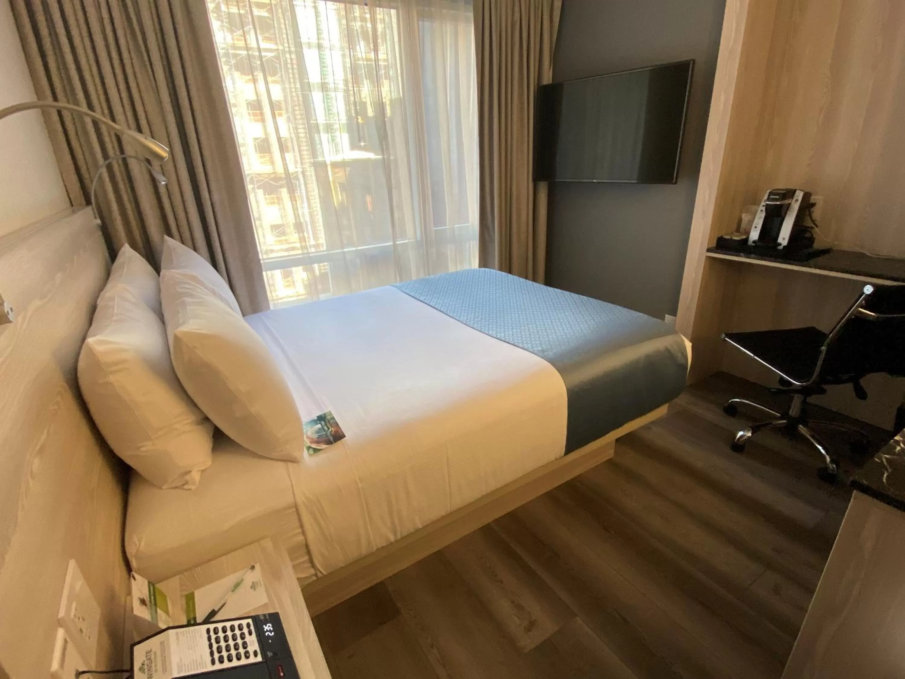 Bed in Wingate by Wyndham New York Midtown South/5th Ave