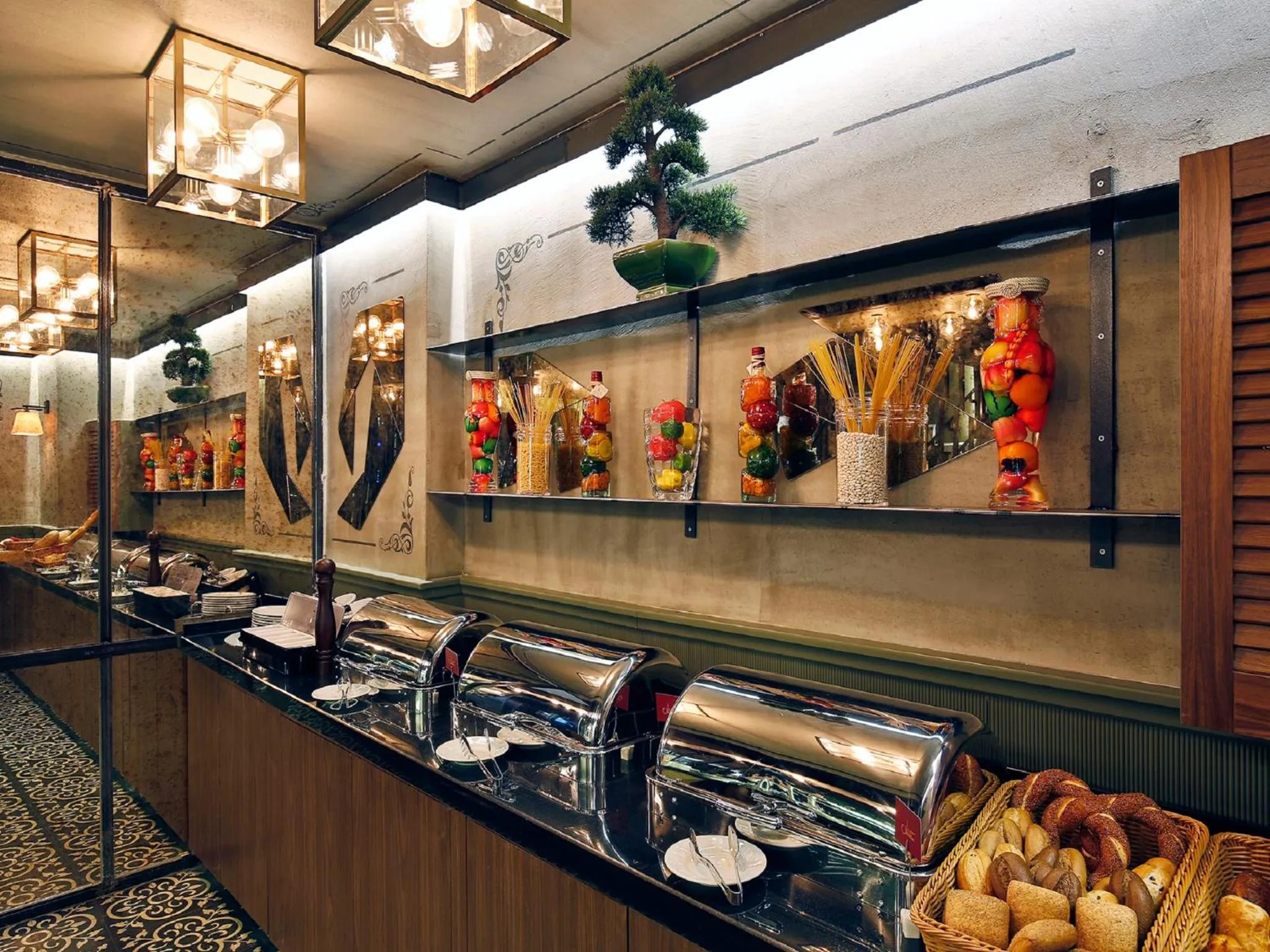 Food and drinks in Sanat Boutique Hotel Pera