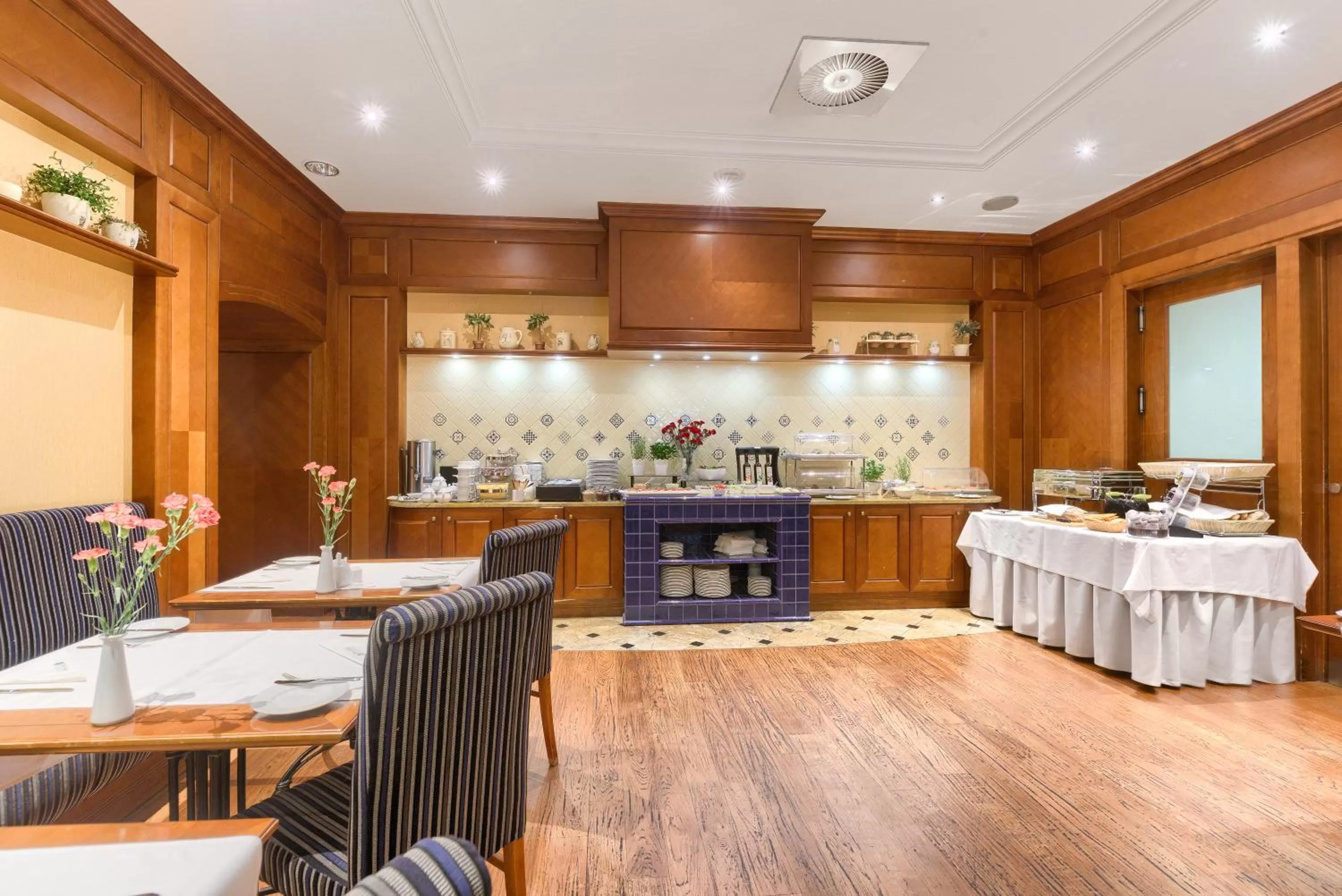 Food and drinks in Park Hotel