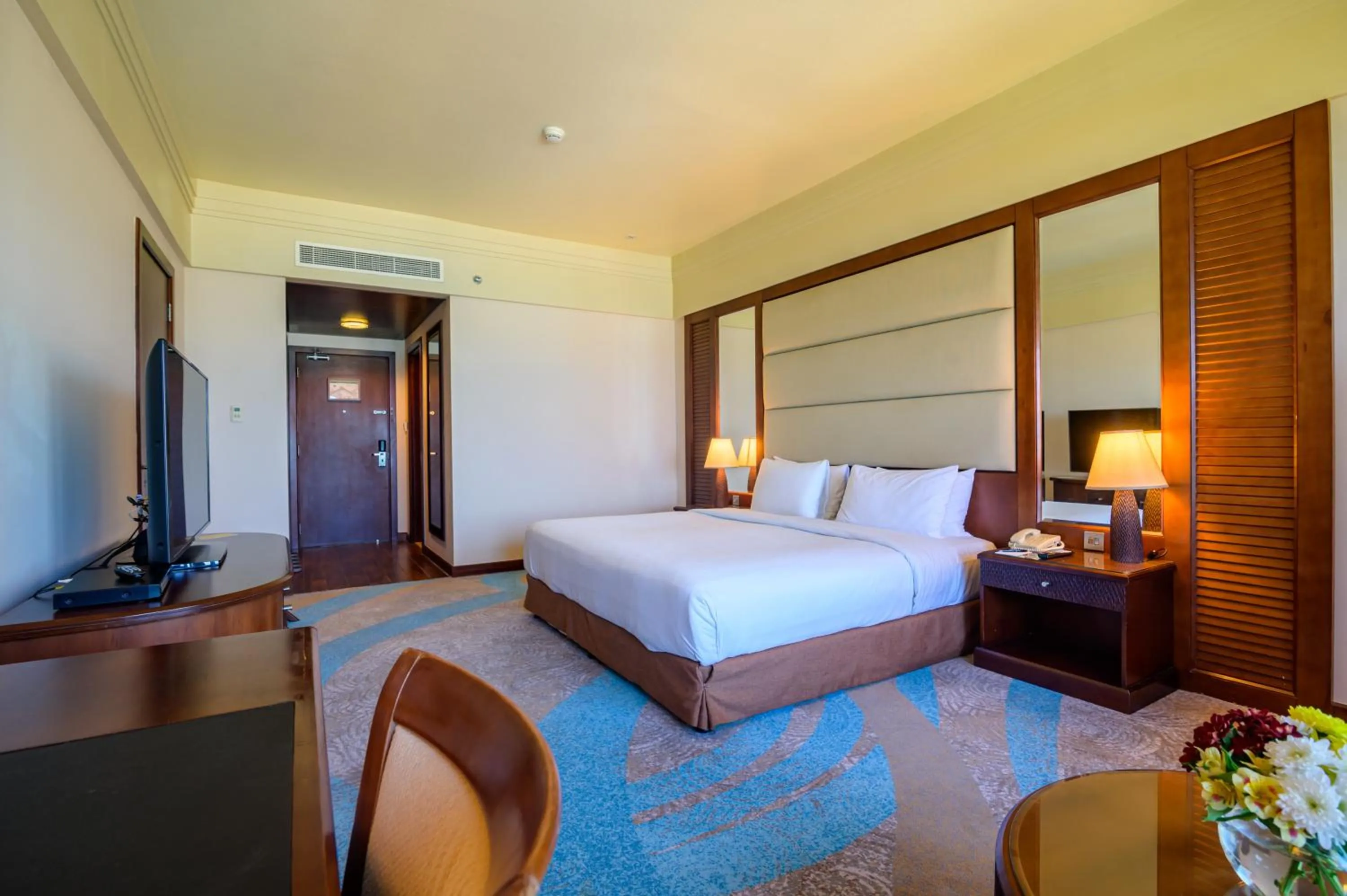 Bedroom, Bed in Danat Jebel Dhanna Resort