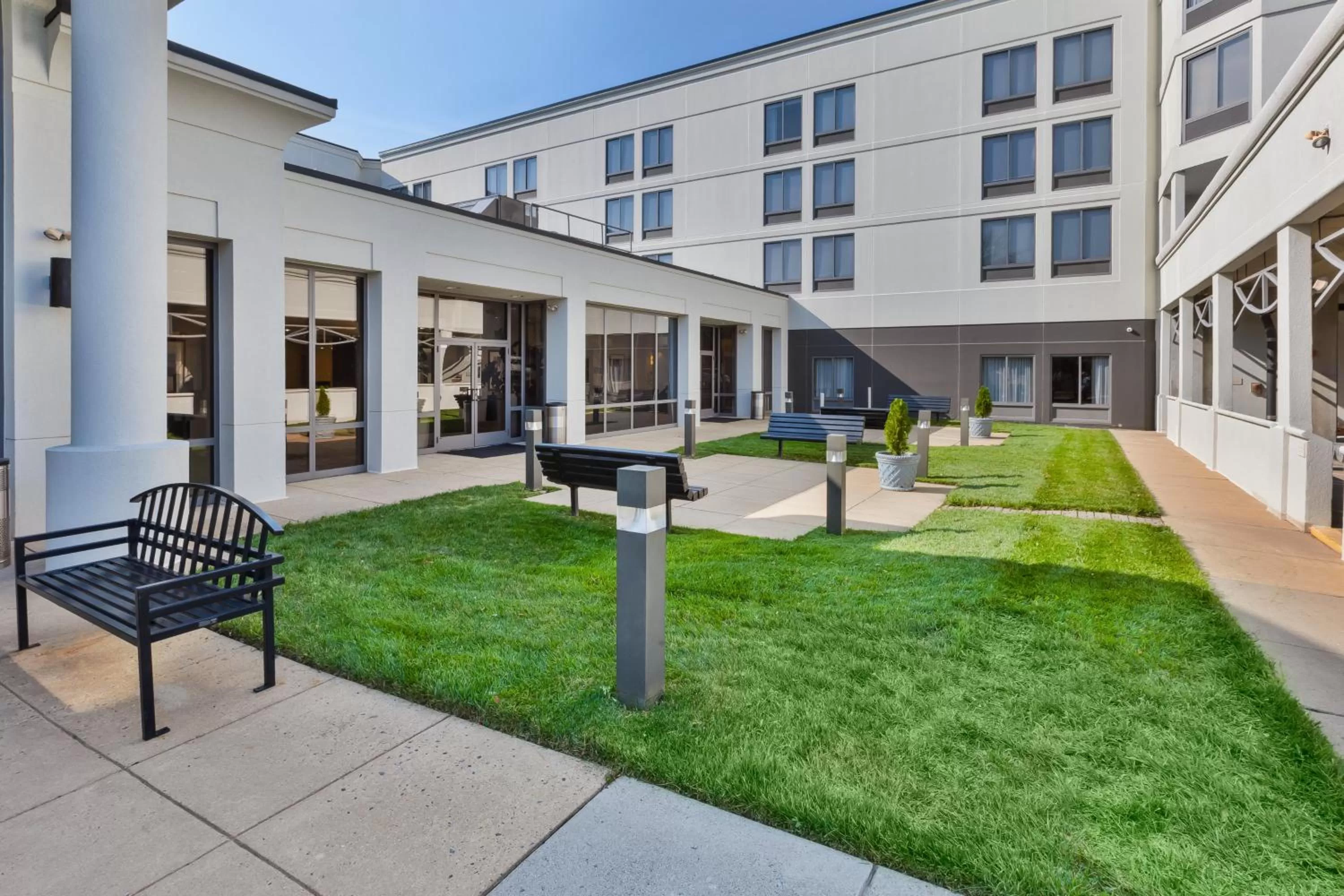 Property building in Crowne Plaza Dulles Airport by IHG