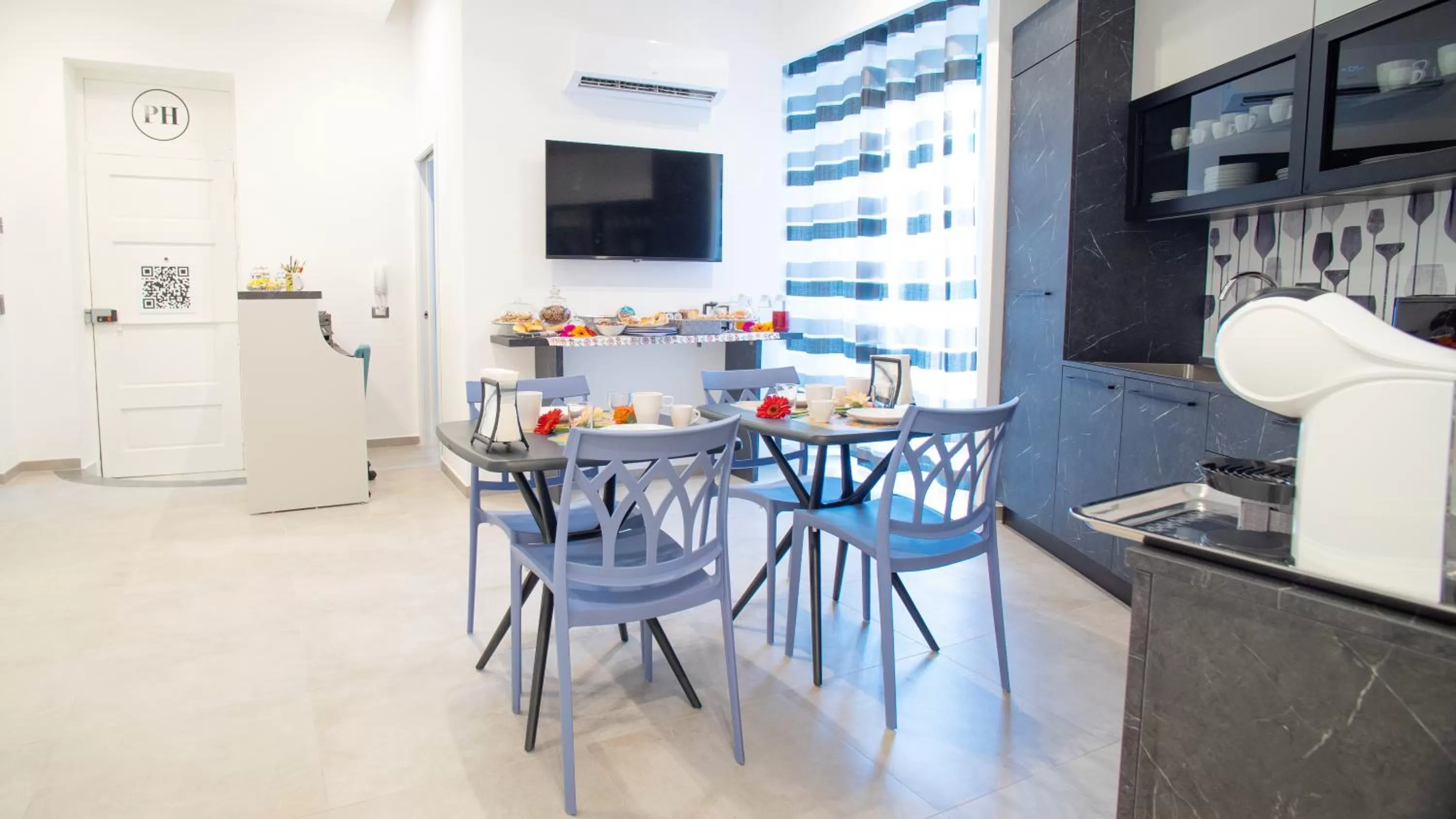 Coffee/tea facilities, Dining Area in Palermo Historia