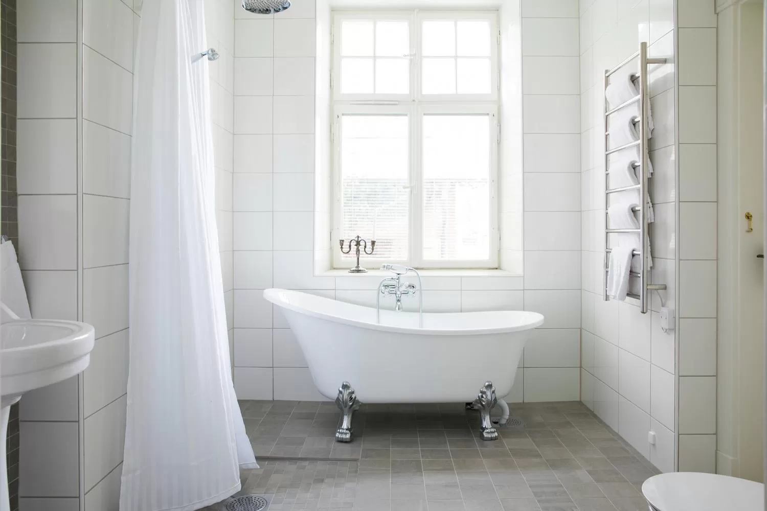 Bathroom in Hotell Breda Blick