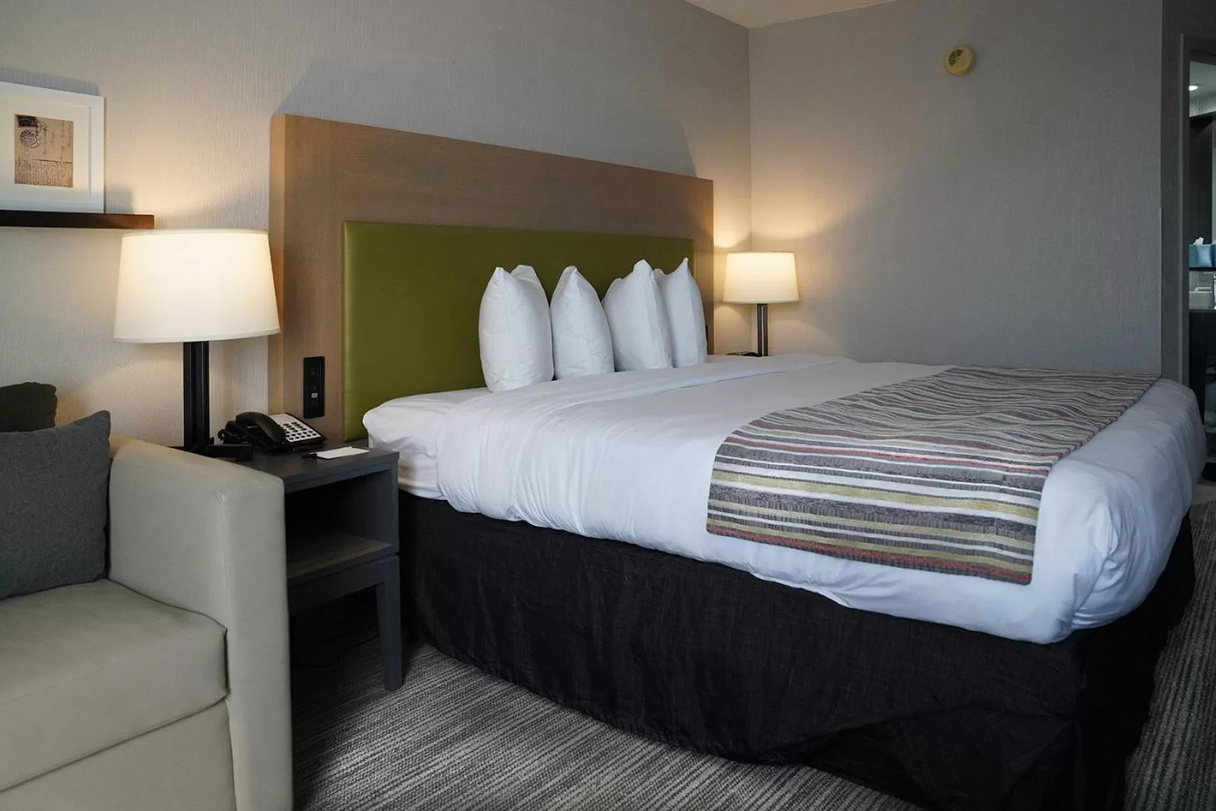 Bedroom in Country Inn & Suites by Radisson, Grand Prairie-DFW-Arlington, TX