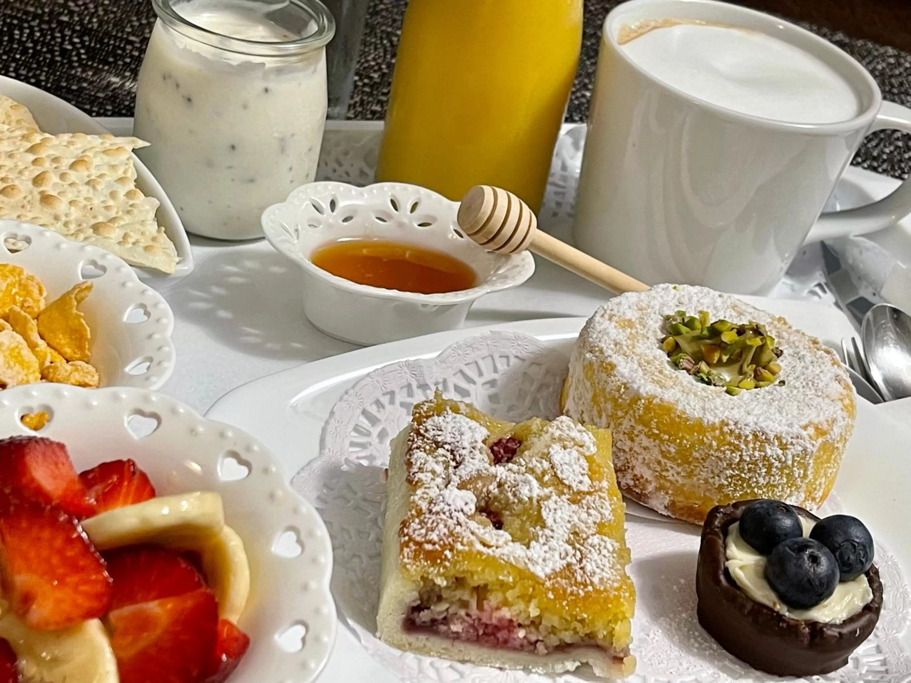 Food and drinks in B&B Mare Monti Miniere