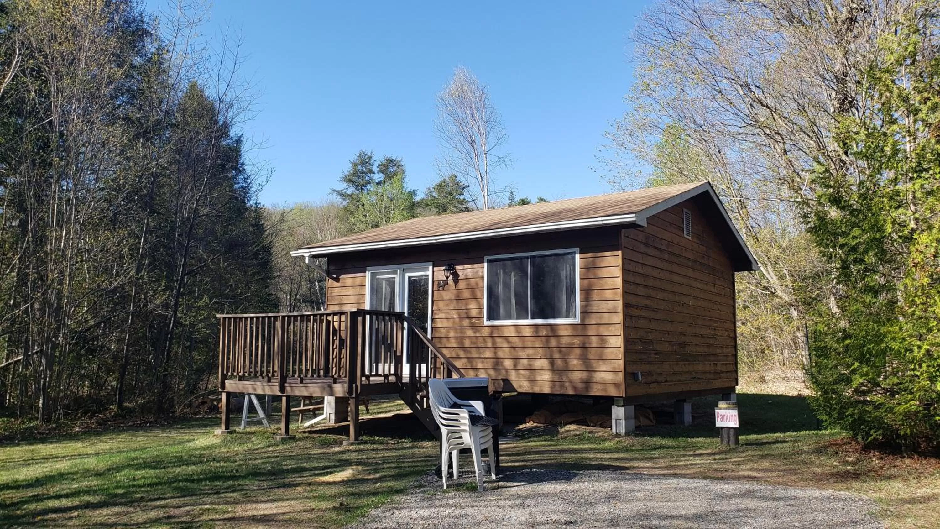 Parkway Cottage Resort and Trading Post