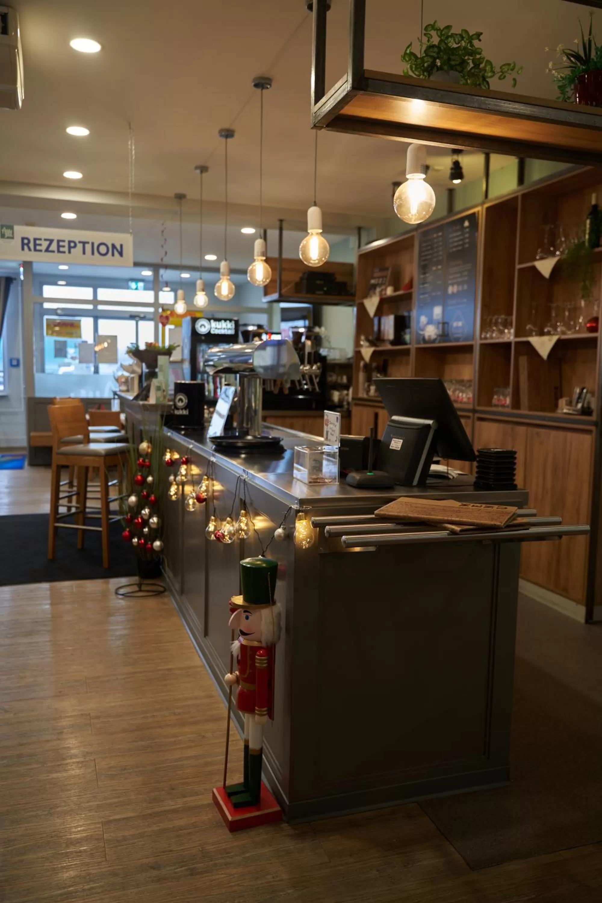 Restaurant/places to eat in Hotel Auszeit im Euro Rastpark Guxhagen