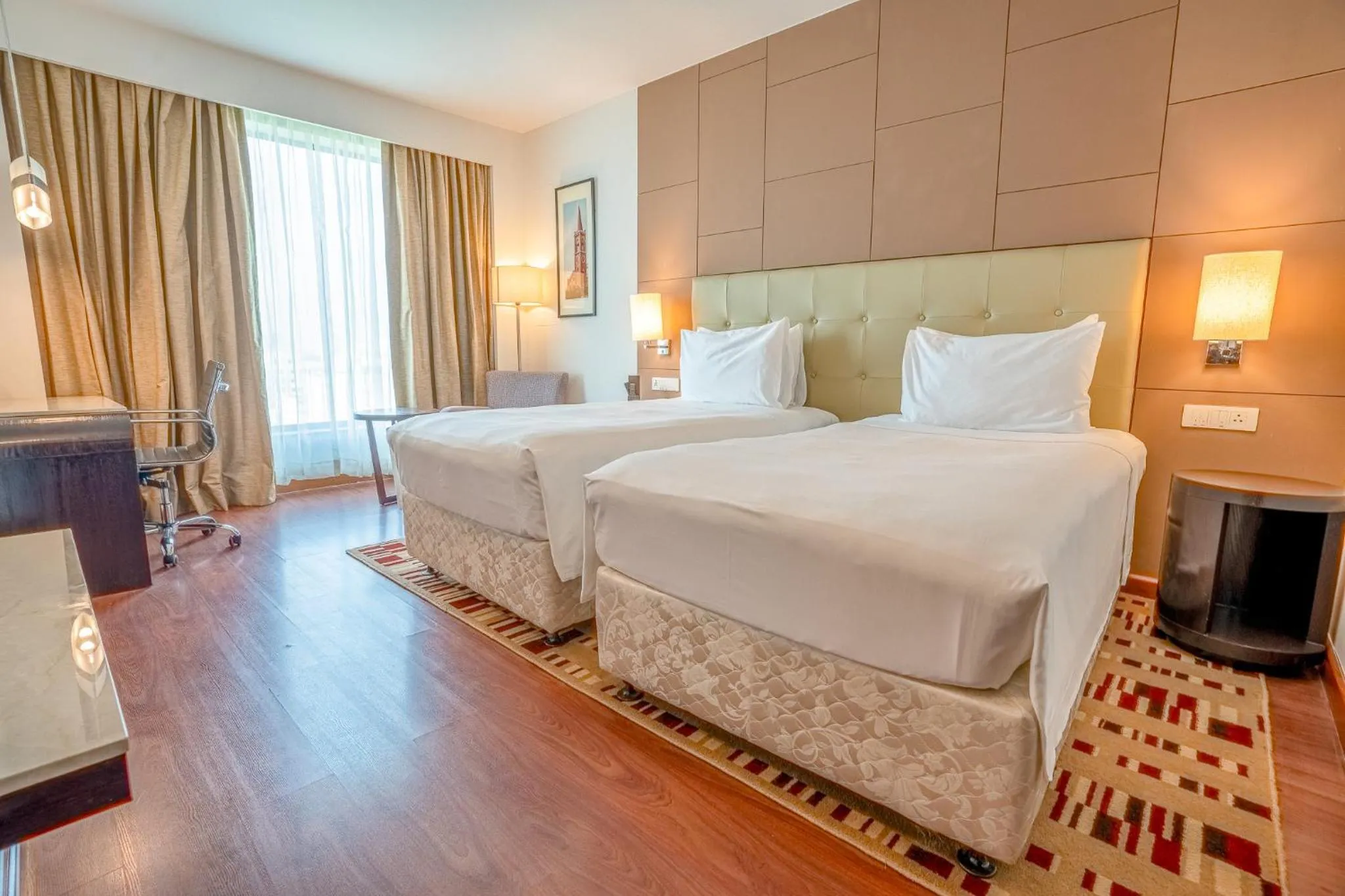 Bedroom, Bed in Radisson Blu Pune Hinjawadi