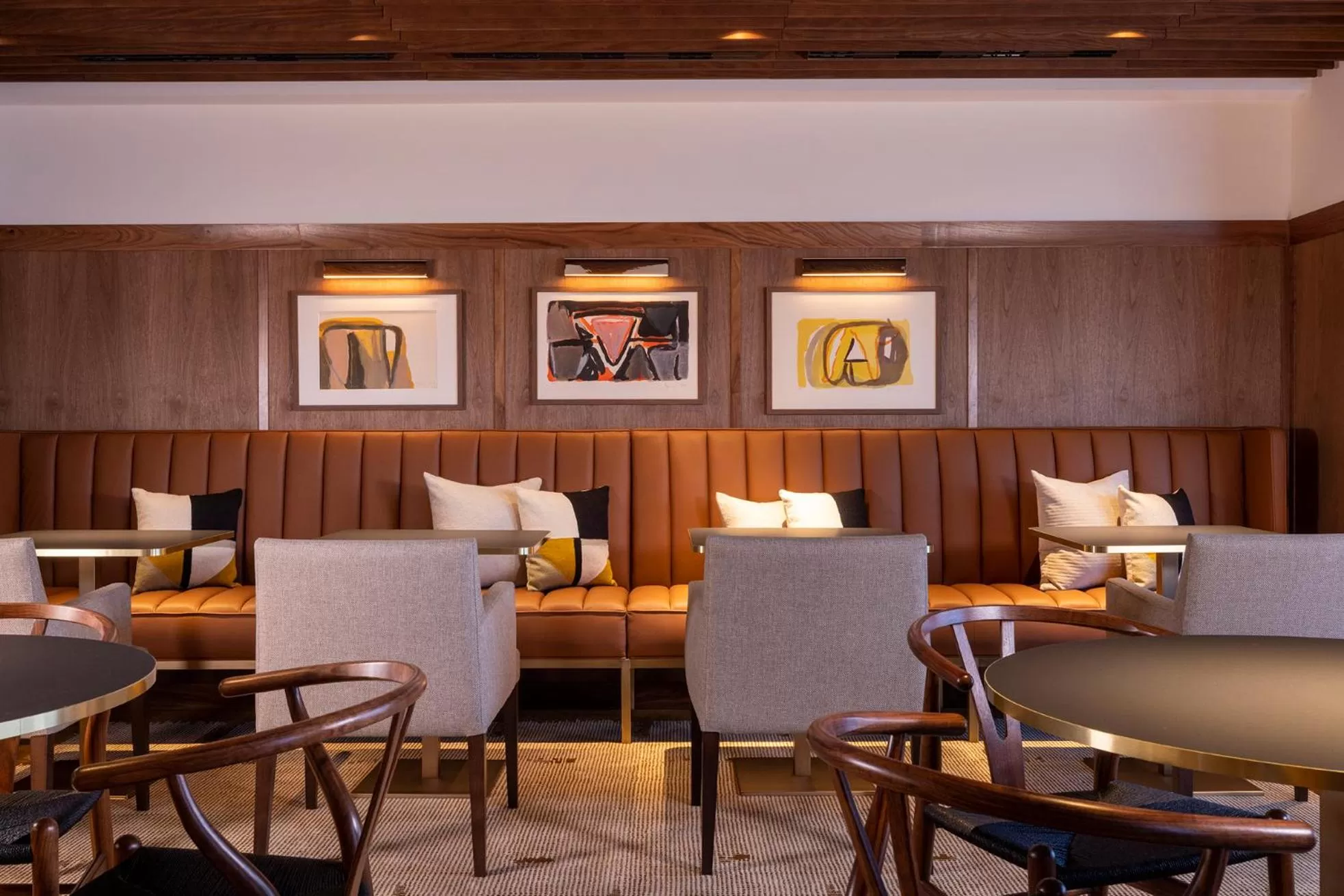 Breakfast in L-Avenue