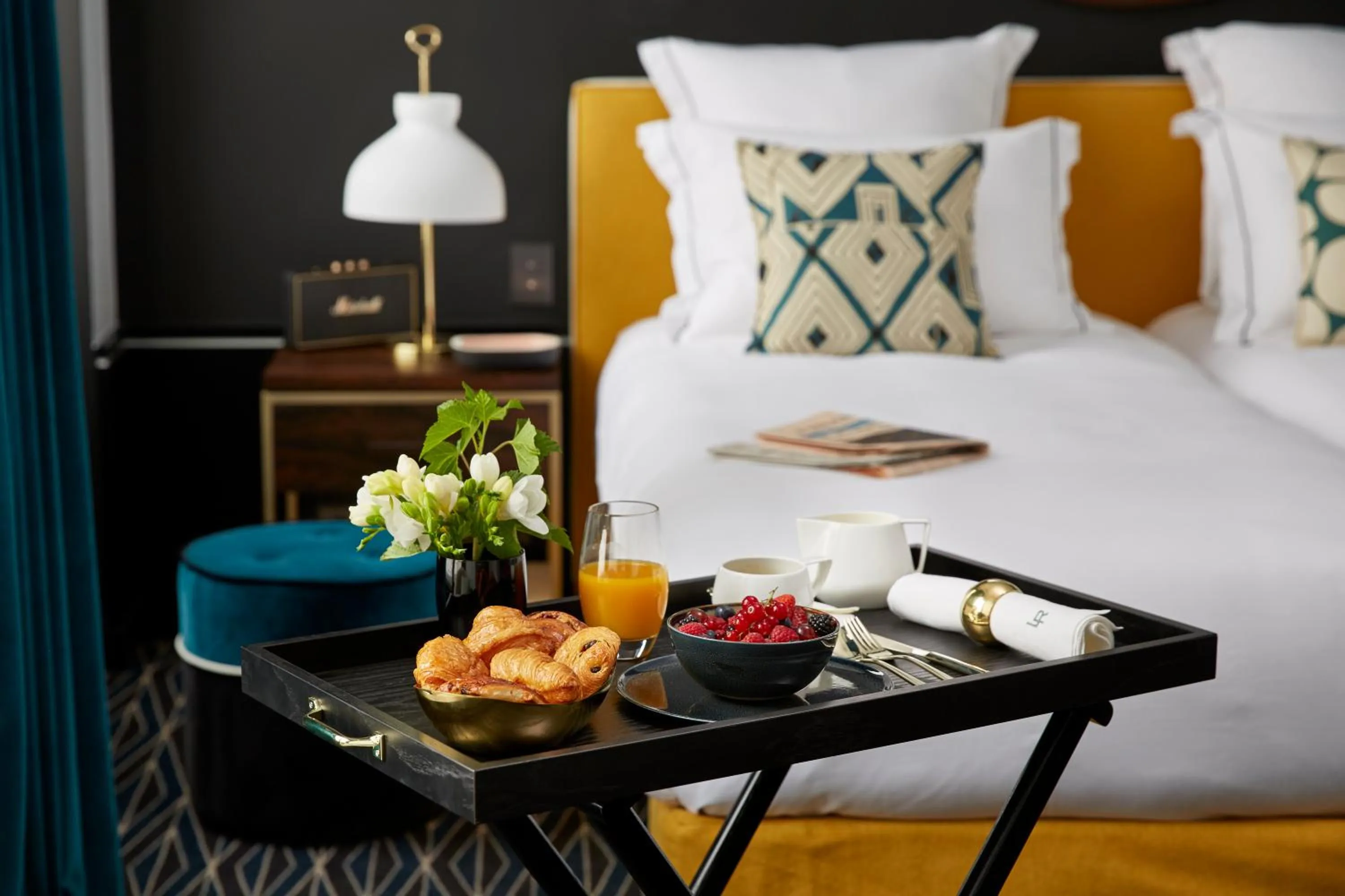 Bed in Le Roch Hotel & Spa